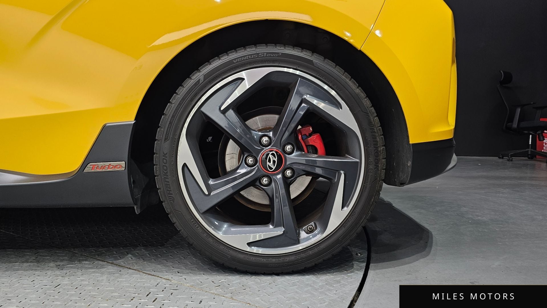 Hyundai Veloster 2018 — миниатюра 7