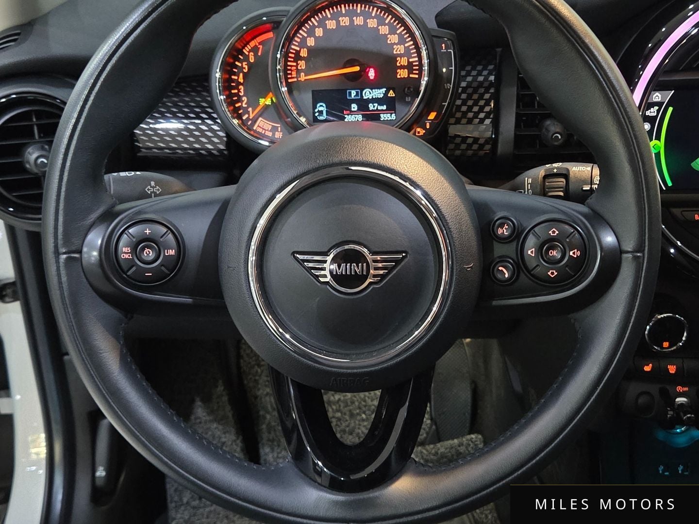 MINI Cooper S 2020 — миниатюра 9