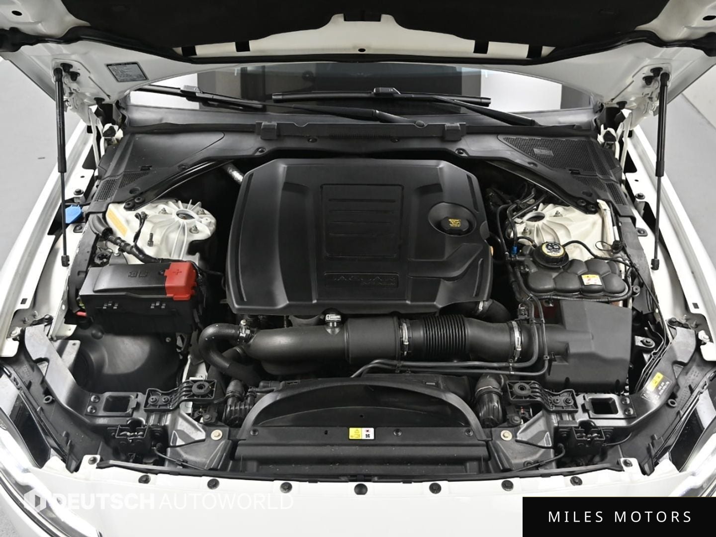 Jaguar XF (X260) 2018 — миниатюра 6