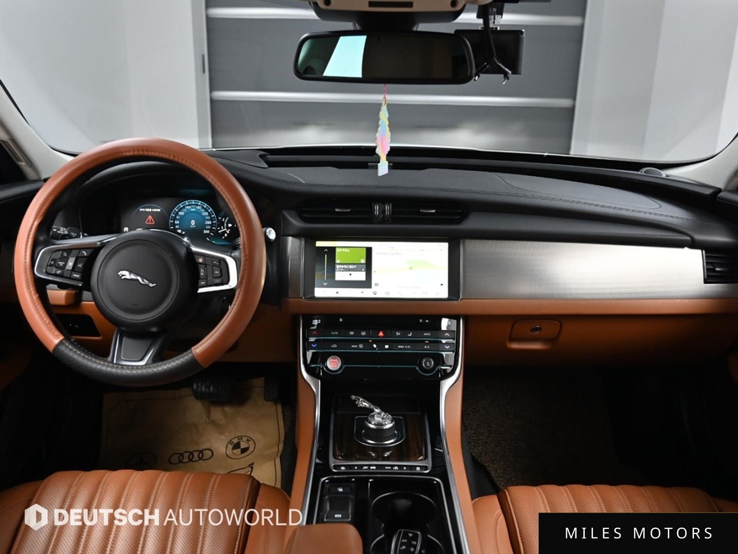Jaguar XF (X260) 2018 — миниатюра 7