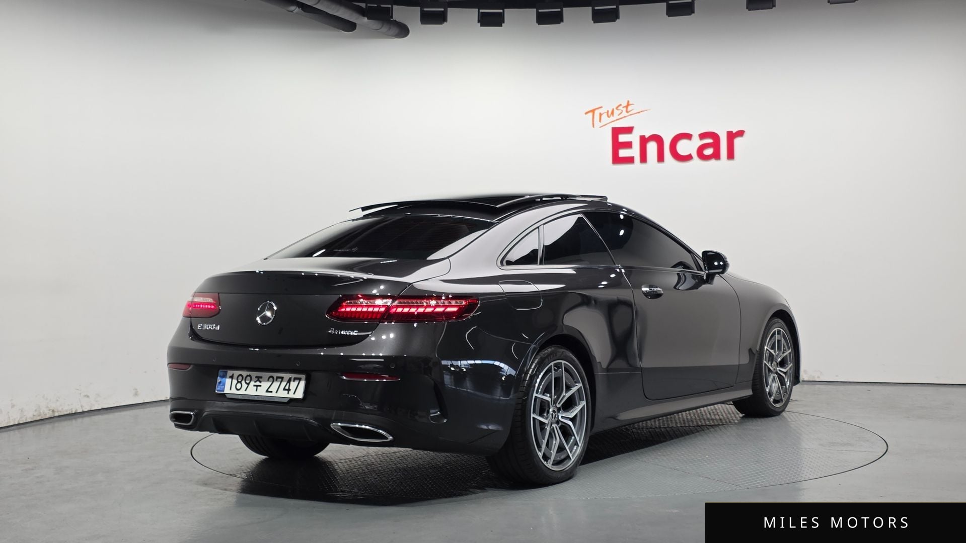 Mercedes-Benz E-Class W213 2023 — миниатюра 2