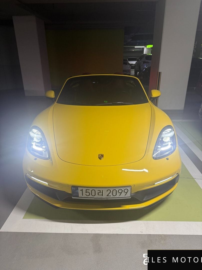 Porsche 718 2023 — миниатюра 2