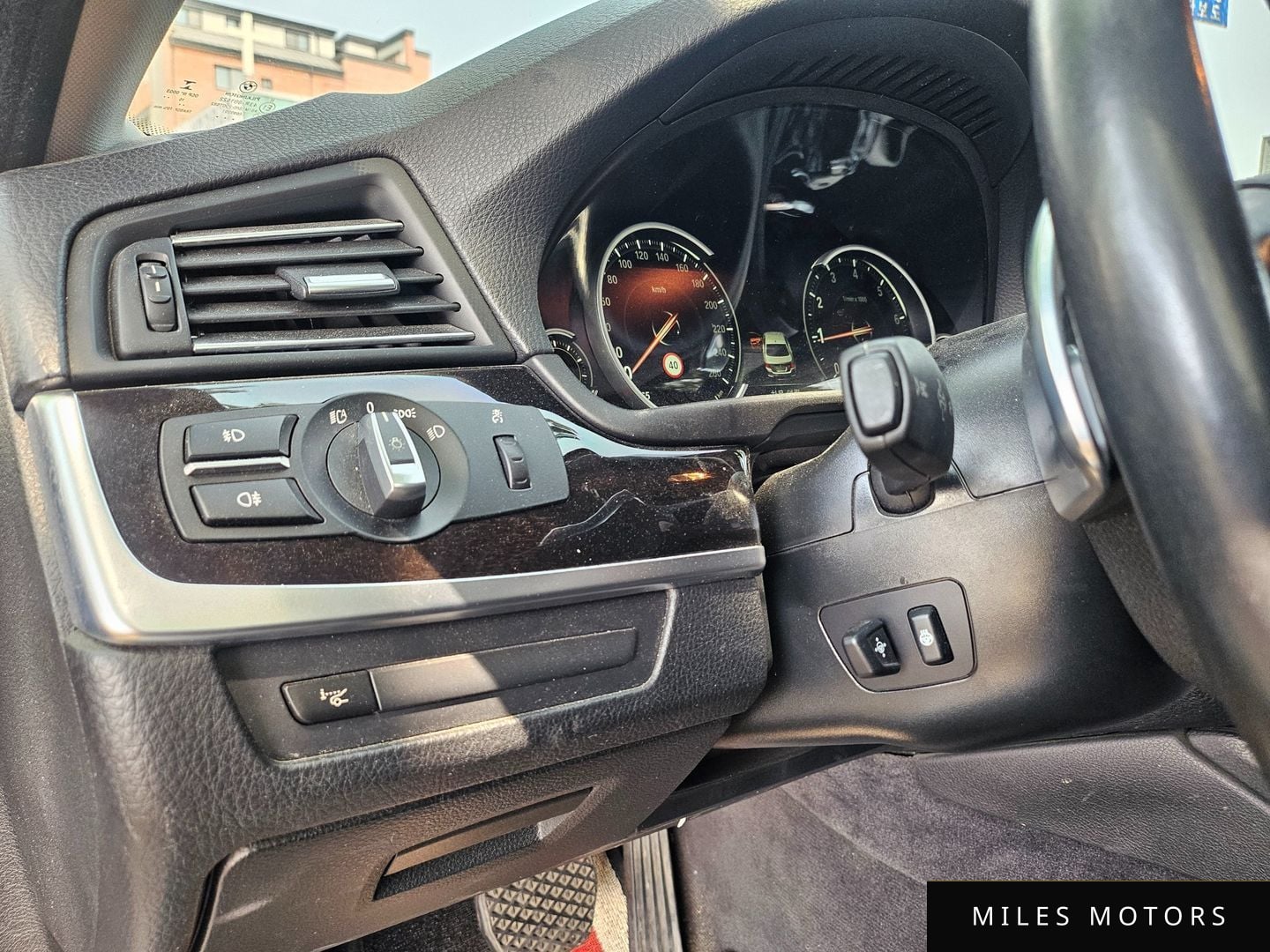BMW 5 Series (F10) 2016 — миниатюра 11