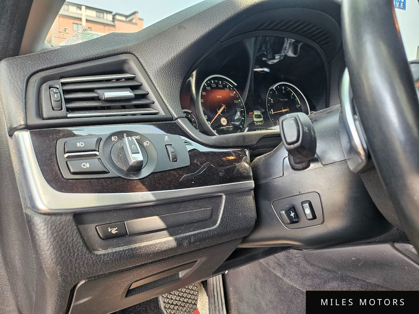 BMW 5 Series (F10) 2016 — миниатюра 12