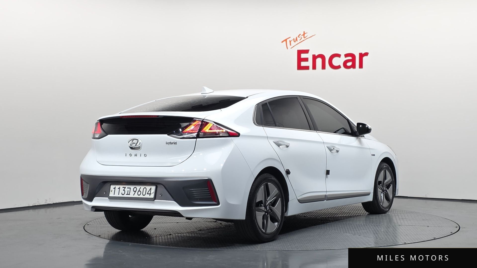 Hyundai Ioniq 2020 — миниатюра 2