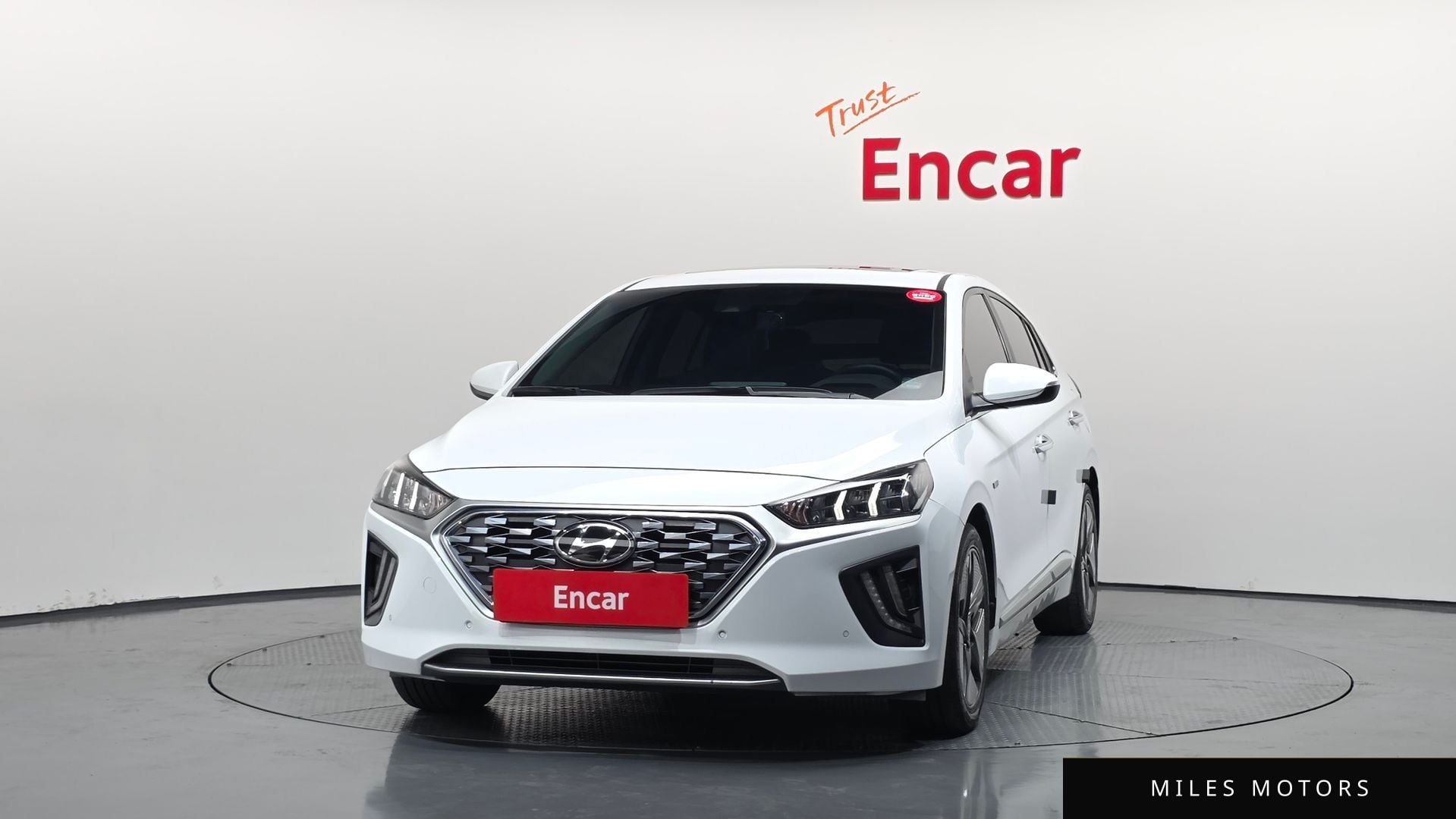 Hyundai Ioniq 2020 — миниатюра 3