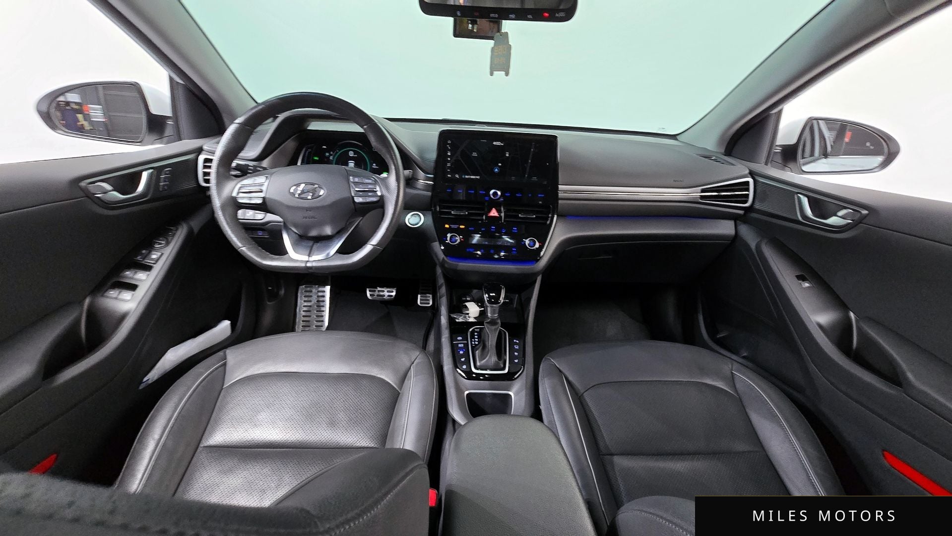 Hyundai Ioniq 2020 — миниатюра 10