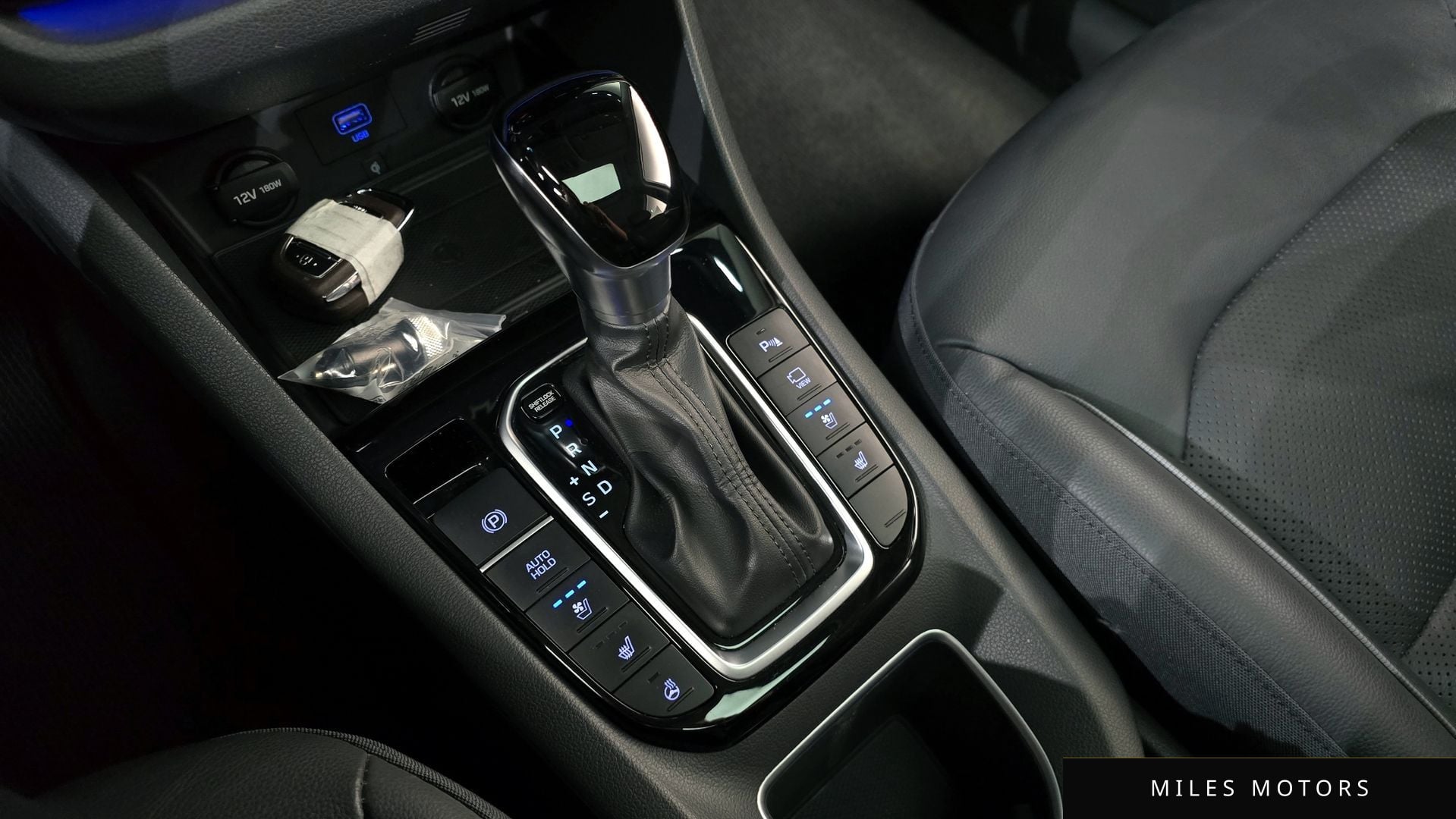 Hyundai Ioniq 2020 — миниатюра 12