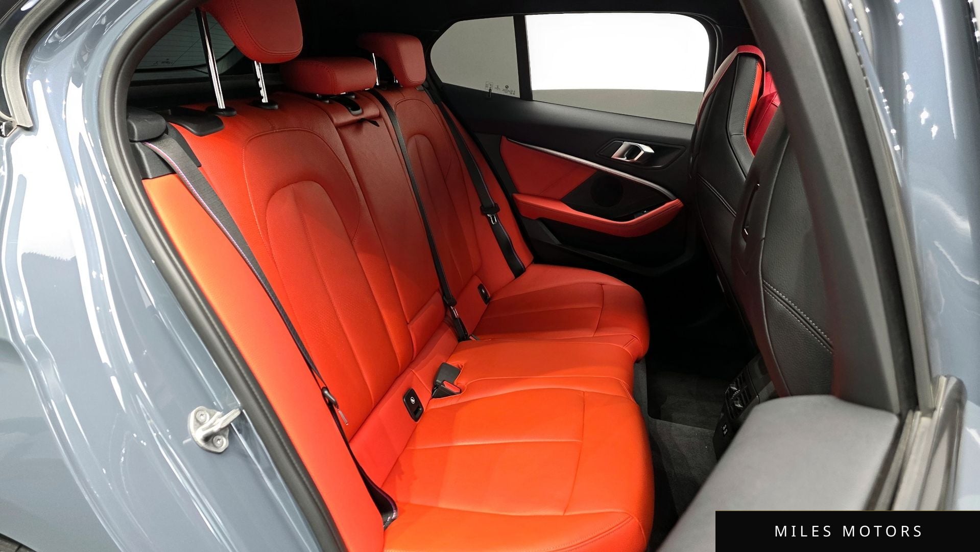 BMW 1시리즈 (F40) 2021 — миниатюра 17