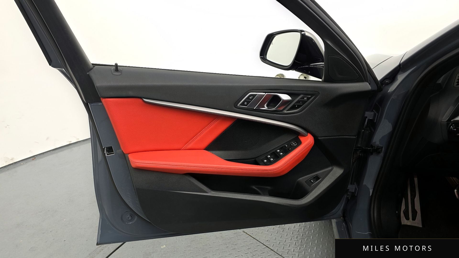BMW 1시리즈 (F40) 2021 — миниатюра 14