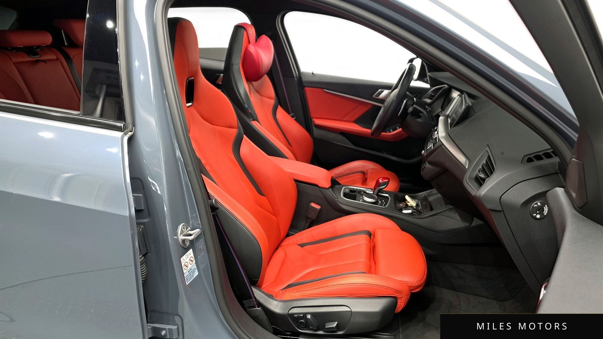 BMW 1시리즈 (F40) 2021 — миниатюра 16