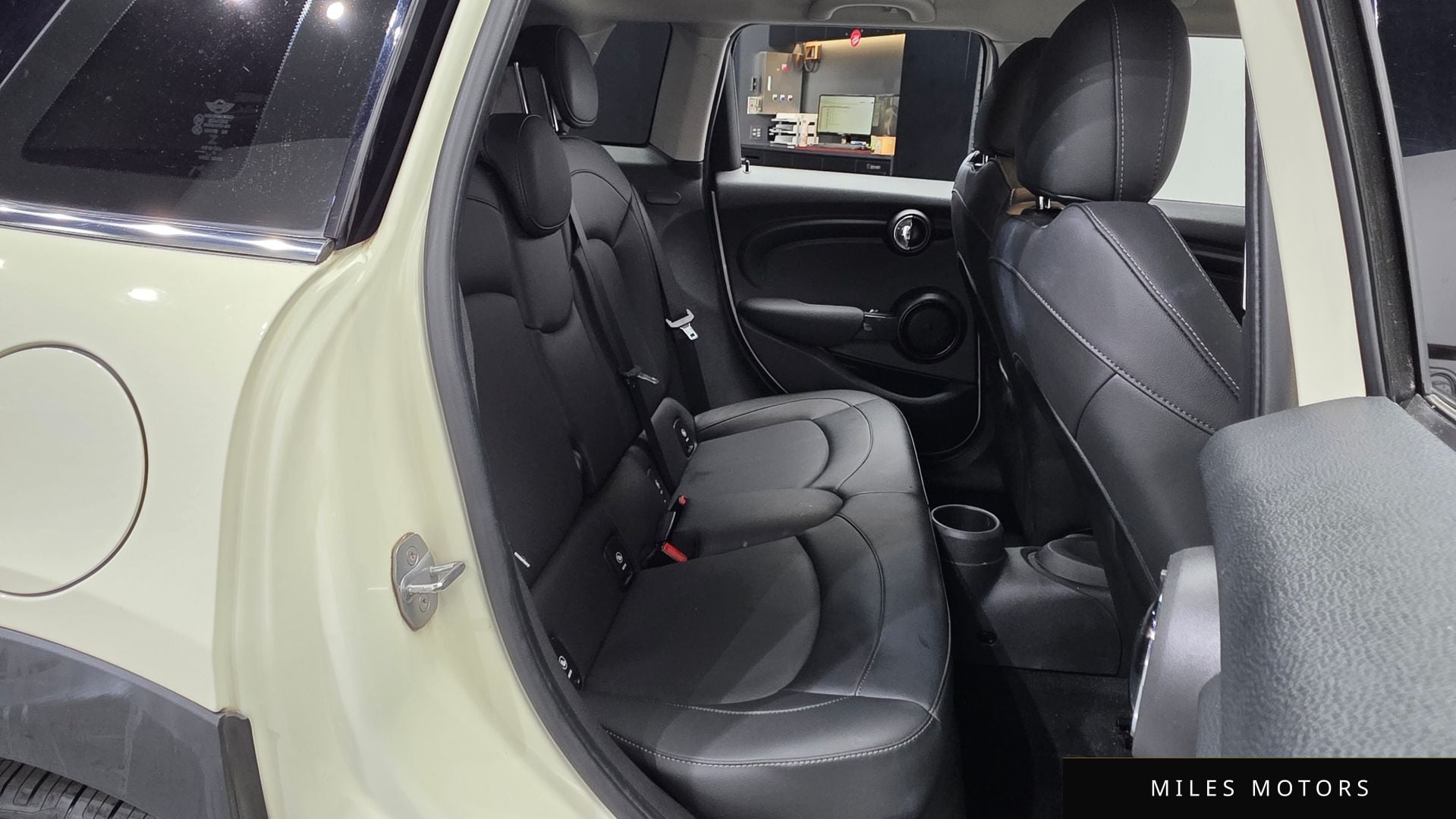 MINI 쿠퍼 2019 — миниатюра 17