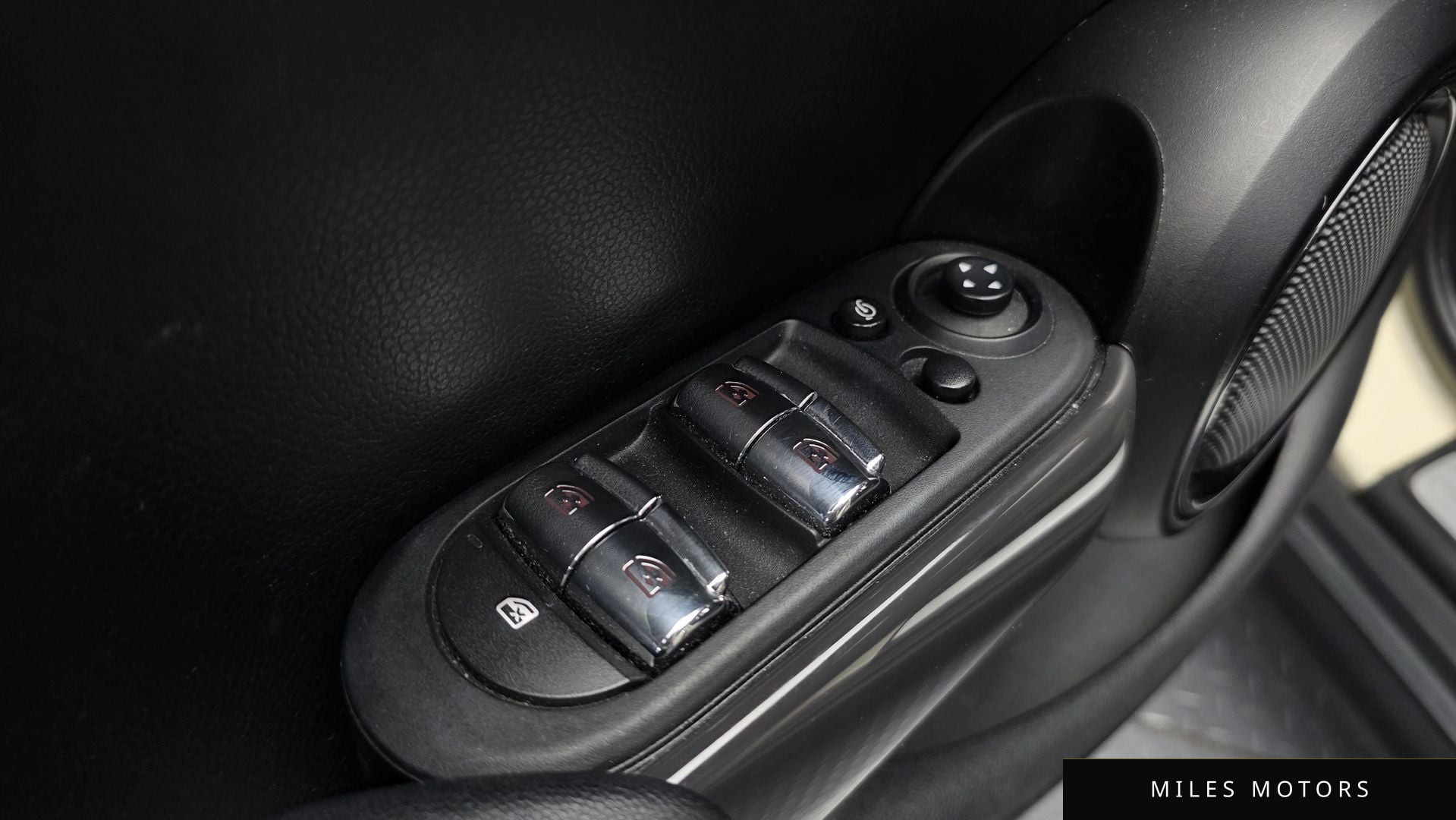 MINI 쿠퍼 2019 — миниатюра 25