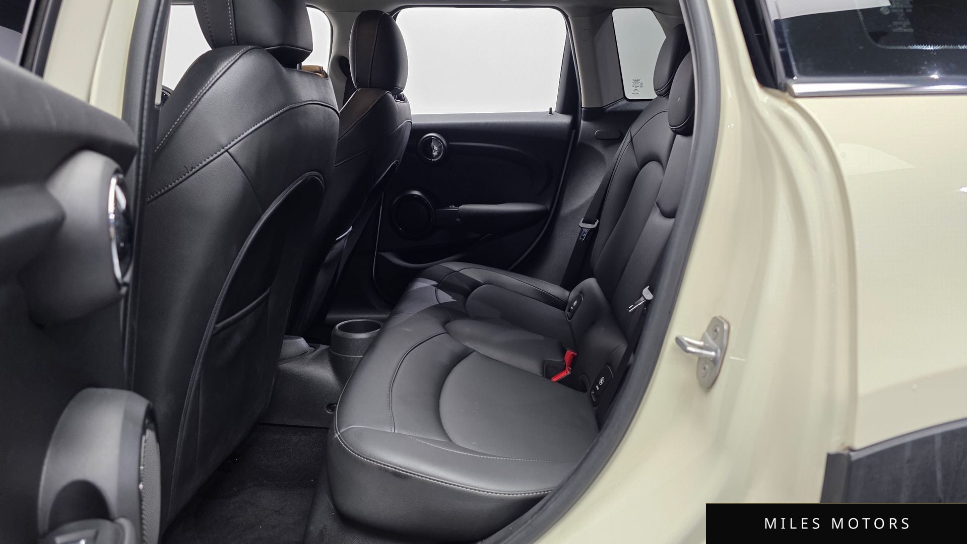 MINI 쿠퍼 2019 — миниатюра 16