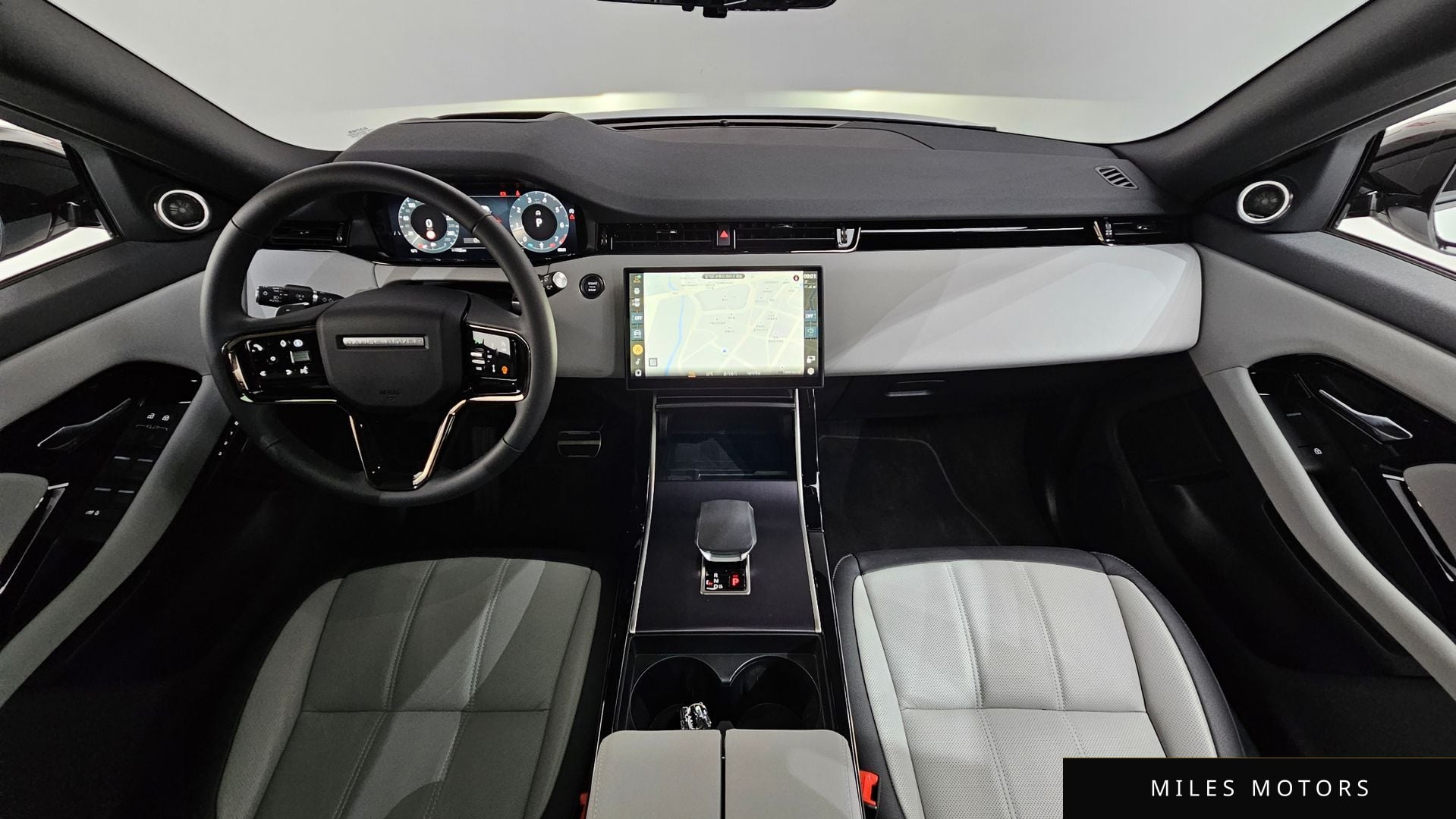 Land Rover Range Rover Evoque 2026 — миниатюра 7