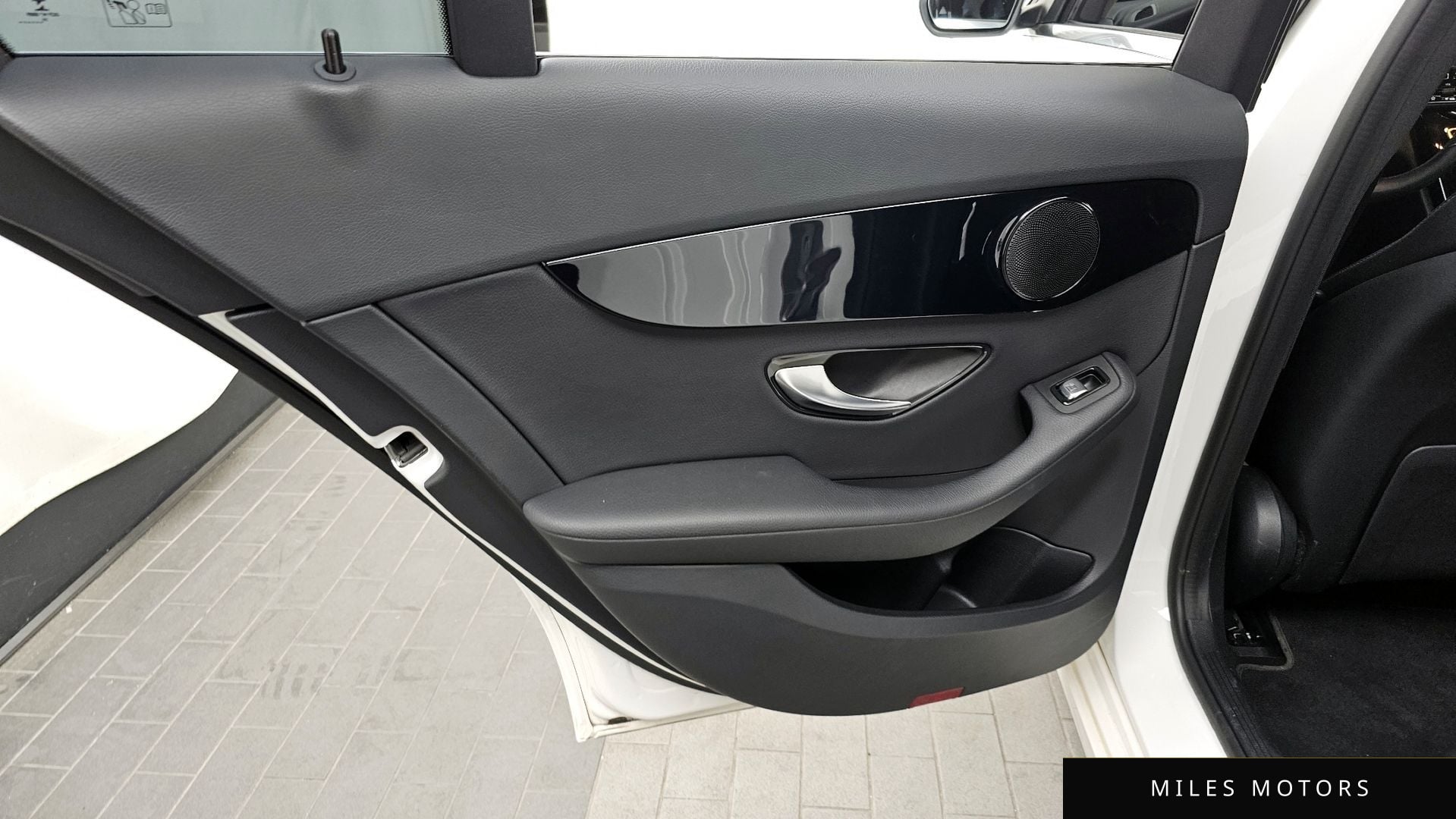 Mercedes-Benz C-클래스 W205 2020 — миниатюра 15