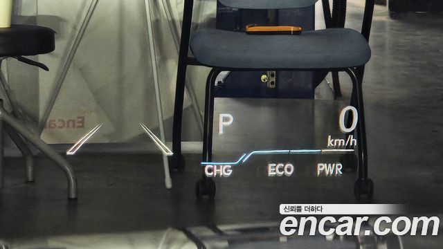 Лексус ES300h 2024 — миниатюра 23