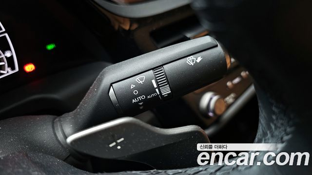 Лексус ES300h 2024 — миниатюра 28