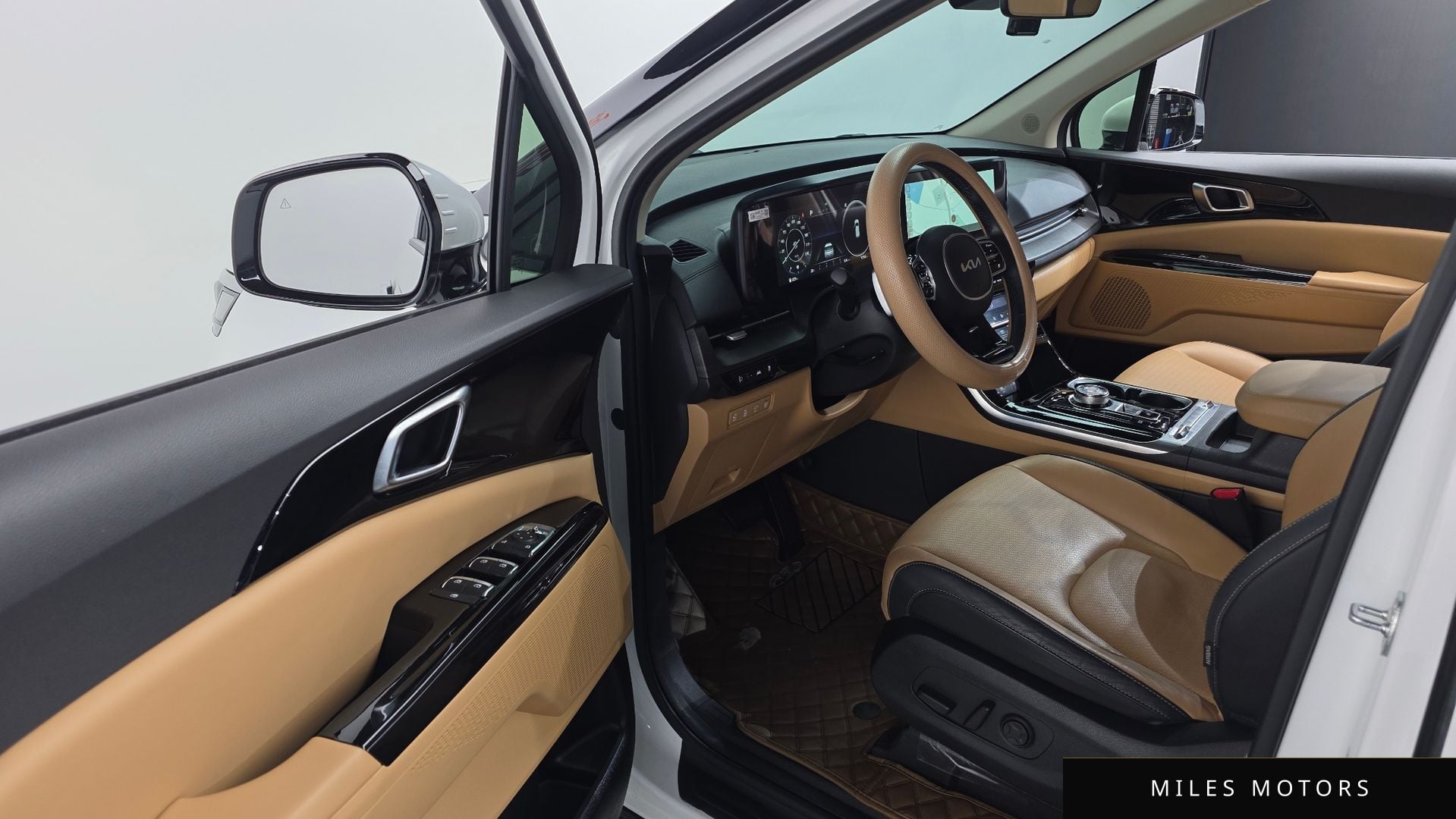 Kia Carnival 2022 — миниатюра 11