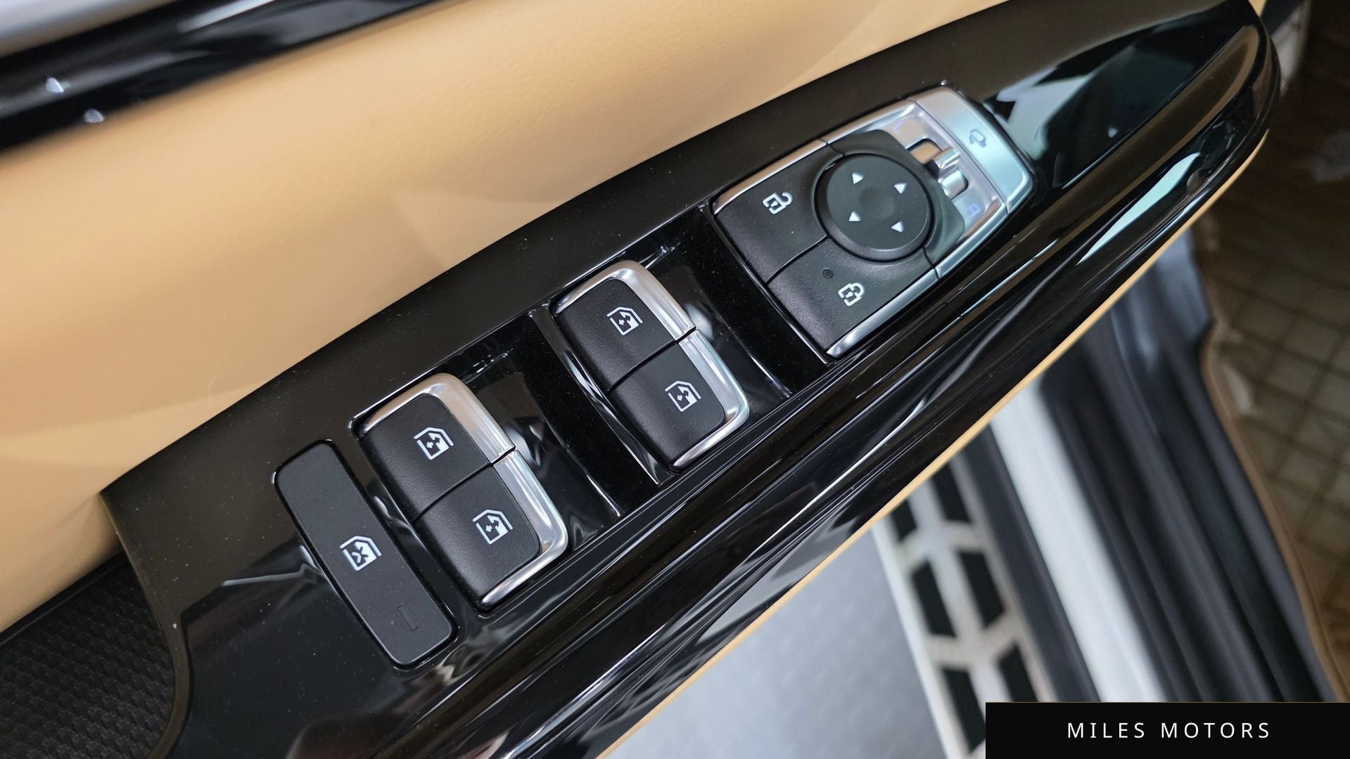 Kia Carnival 2022 — миниатюра 12