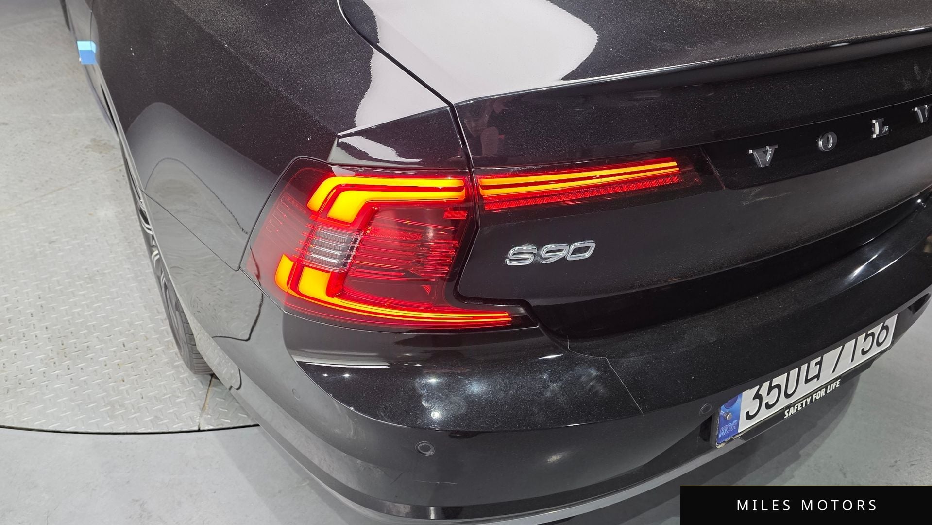 Volvo S90 2023 — миниатюра 9