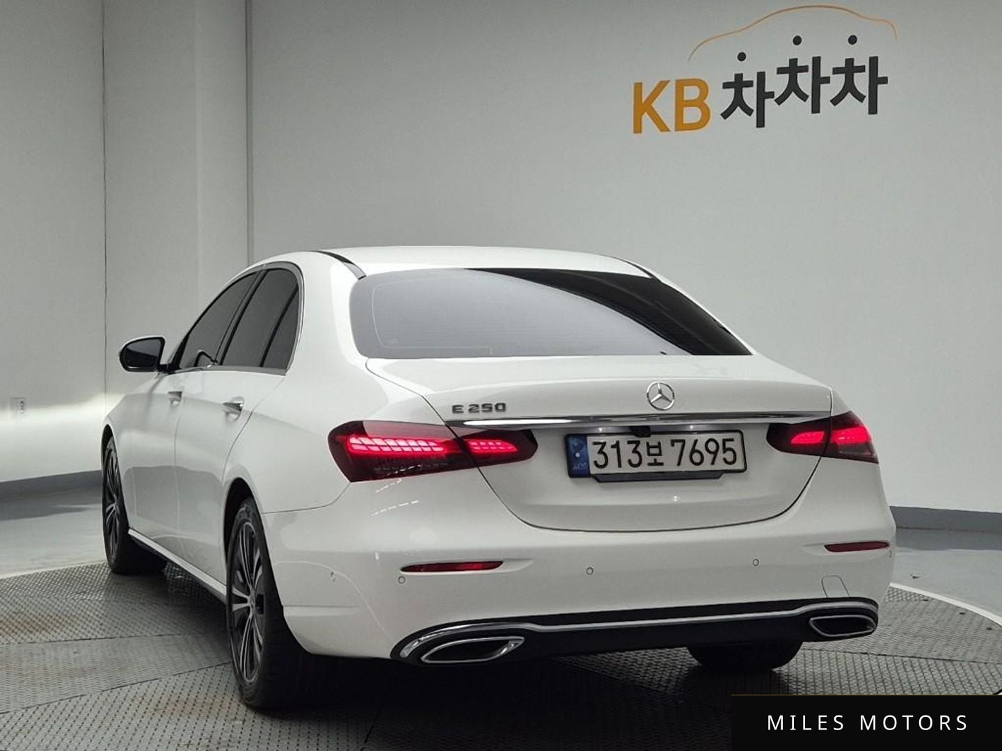 Mercedes-Benz E-Class W213 2021 — миниатюра 3