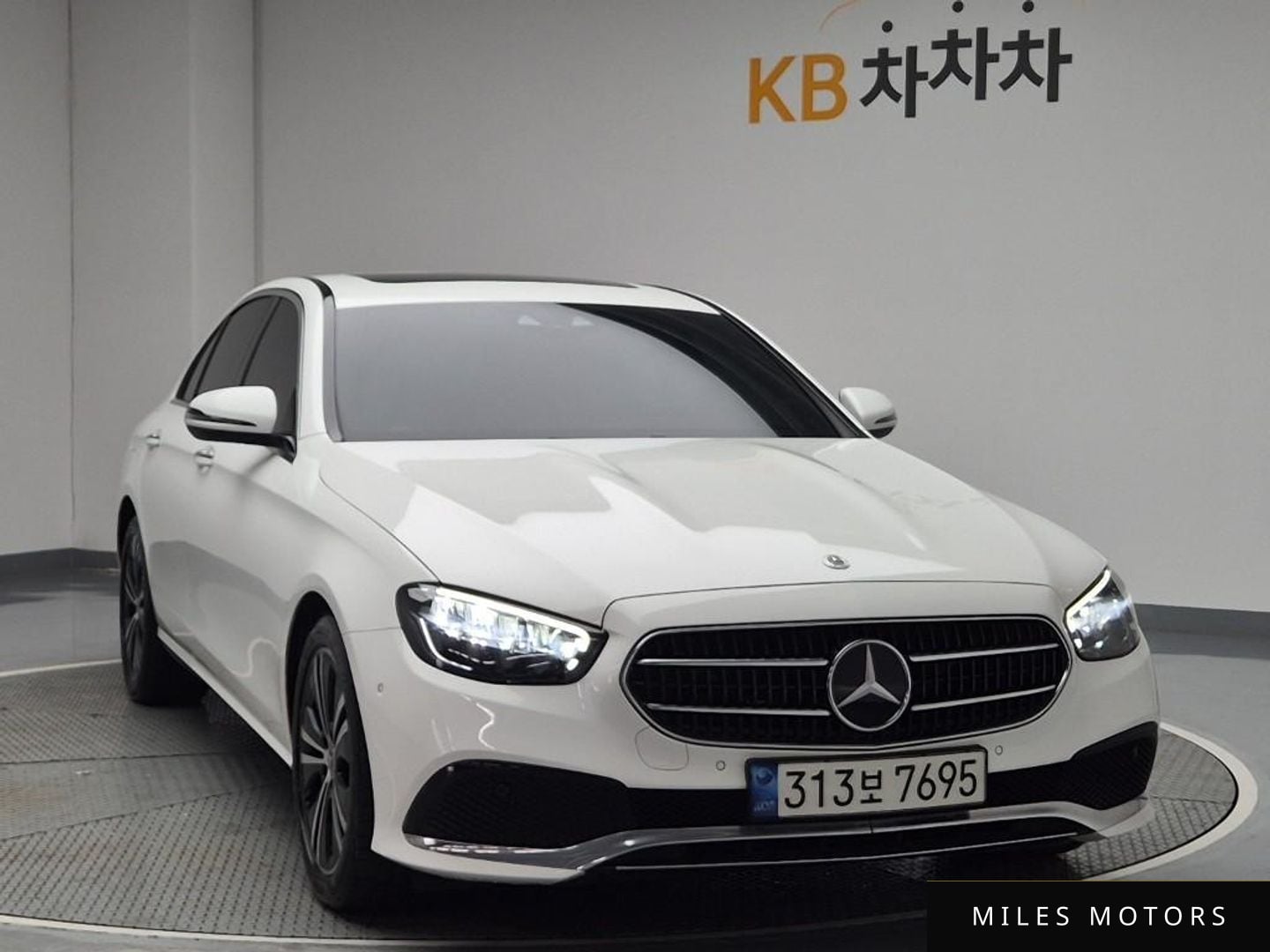 Mercedes-Benz E-Class W213 2021 — миниатюра 5
