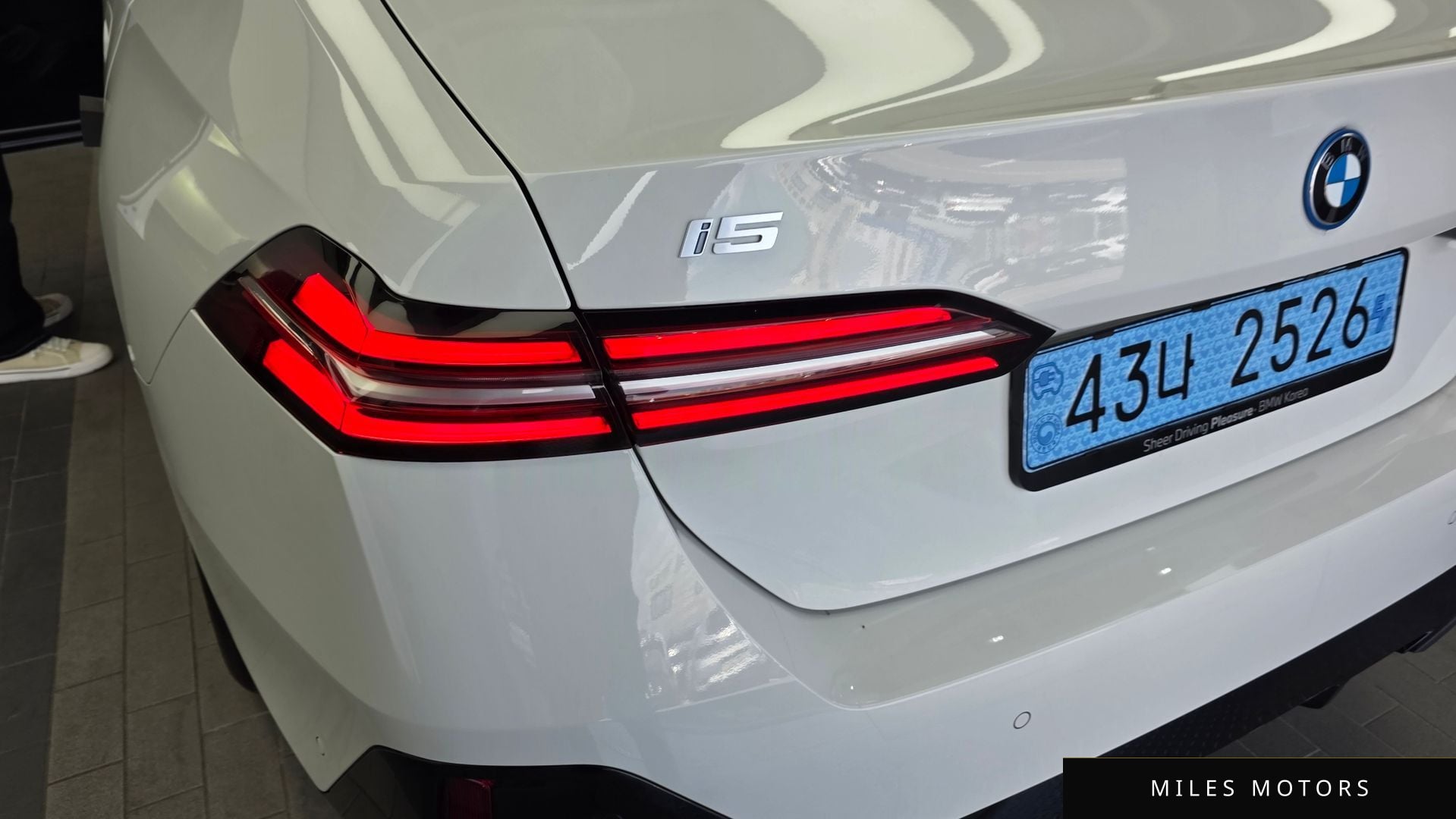 BMW i5 (G60) 2025 — миниатюра 9