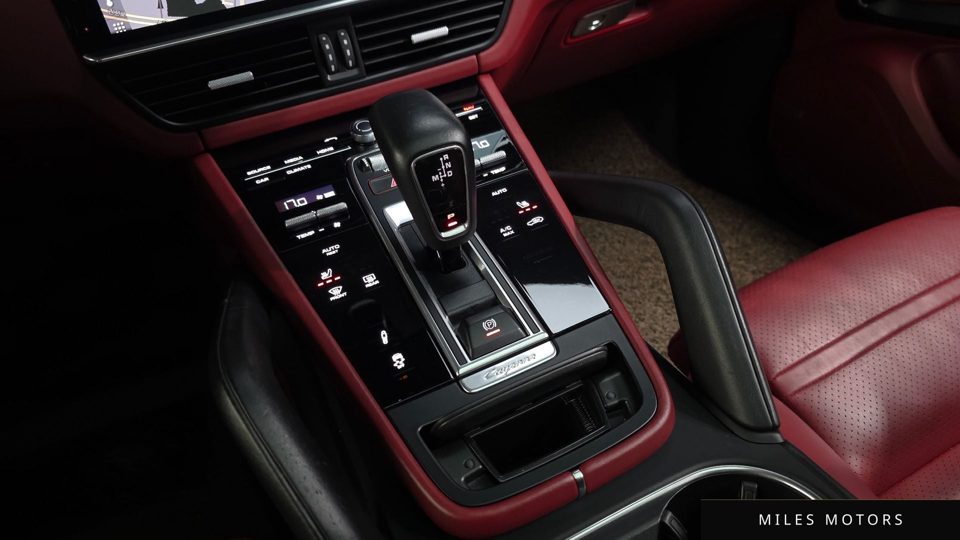 Porsche Cayenne 2020 — миниатюра 9