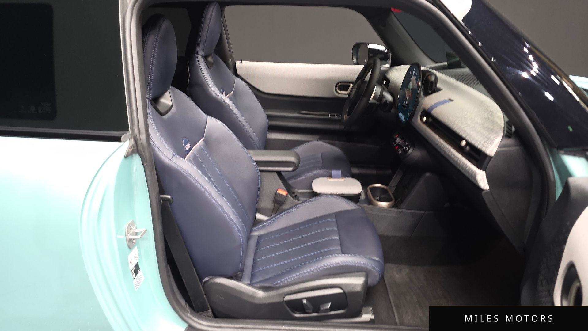 MINI 쿠퍼 S 2025 — миниатюра 17