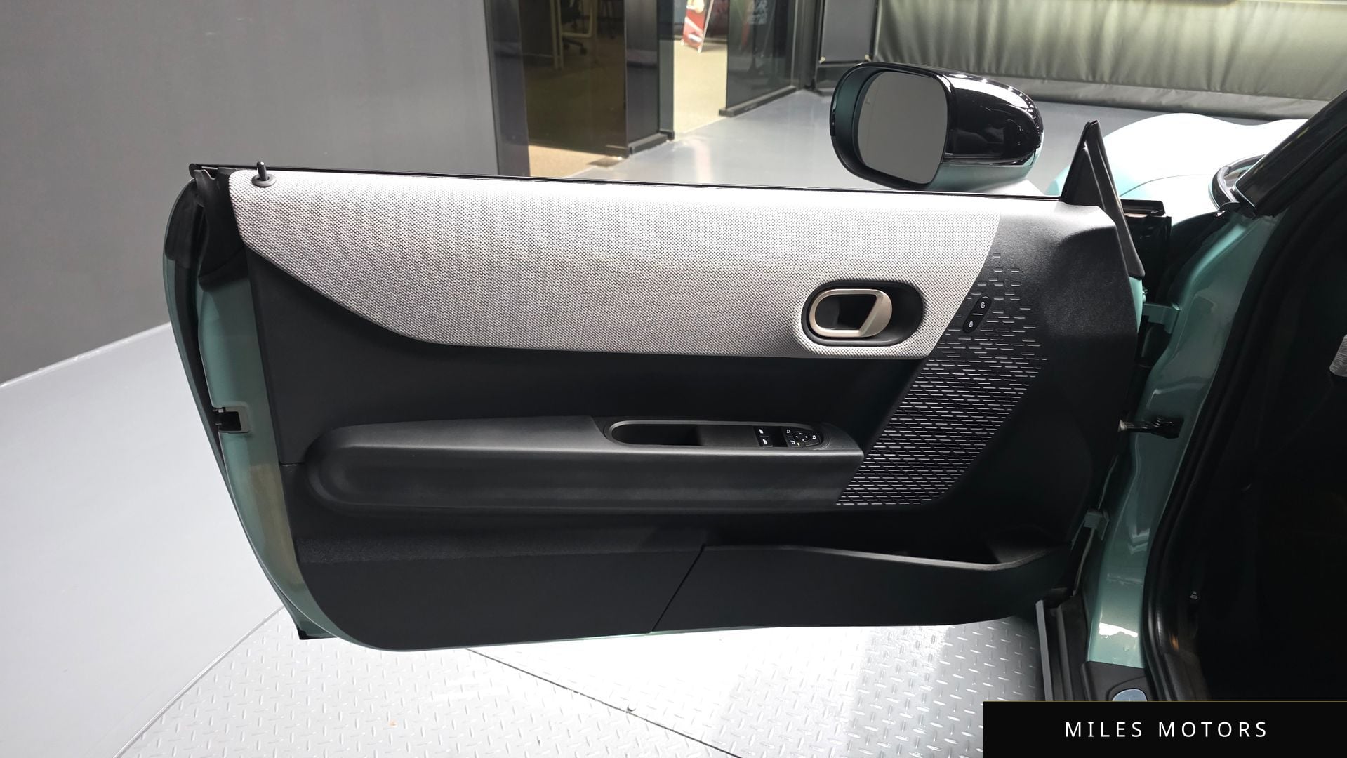 MINI 쿠퍼 S 2025 — миниатюра 15
