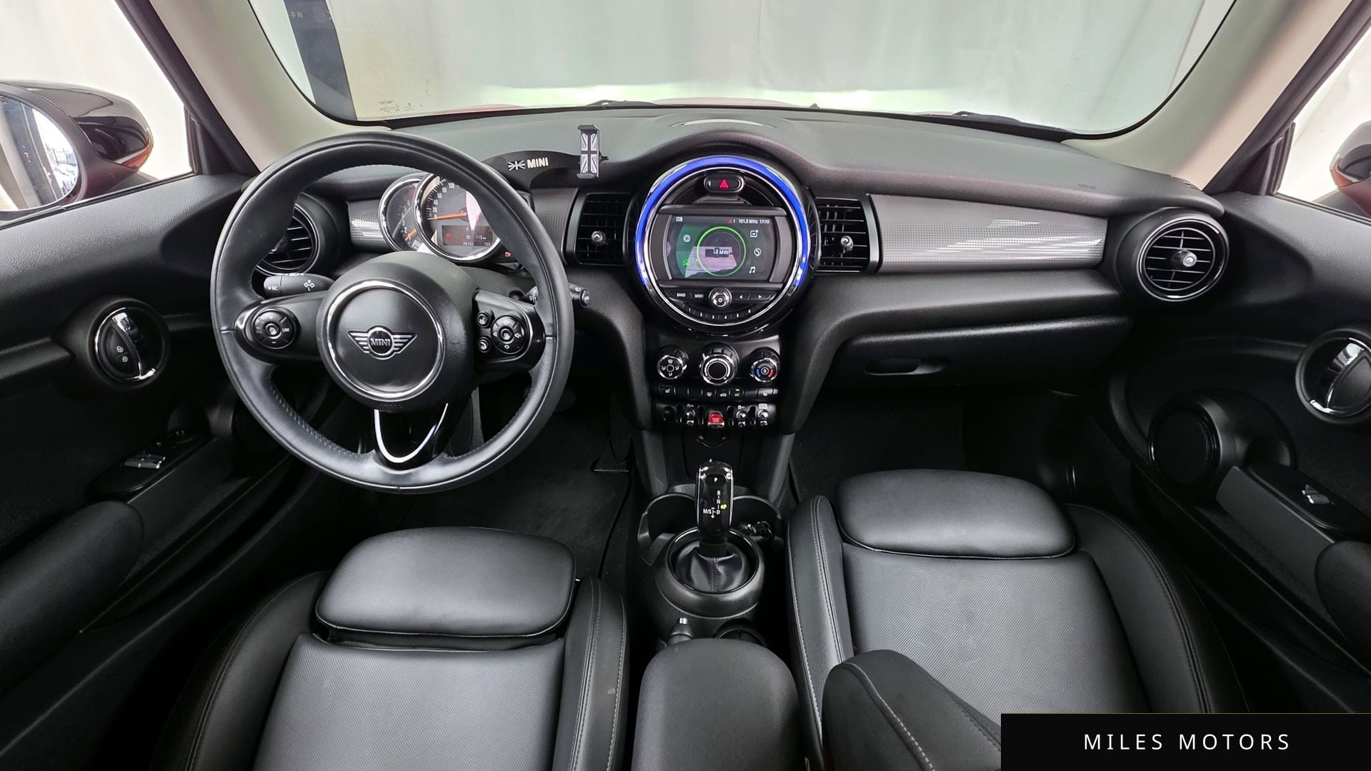 MINI 쿠퍼 2021 — миниатюра 7