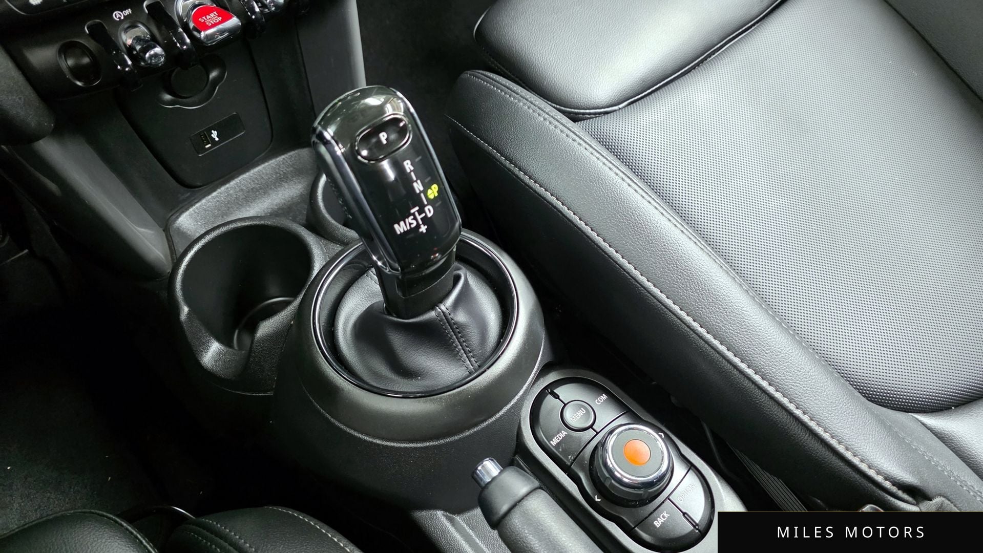 MINI 쿠퍼 2021 — миниатюра 9