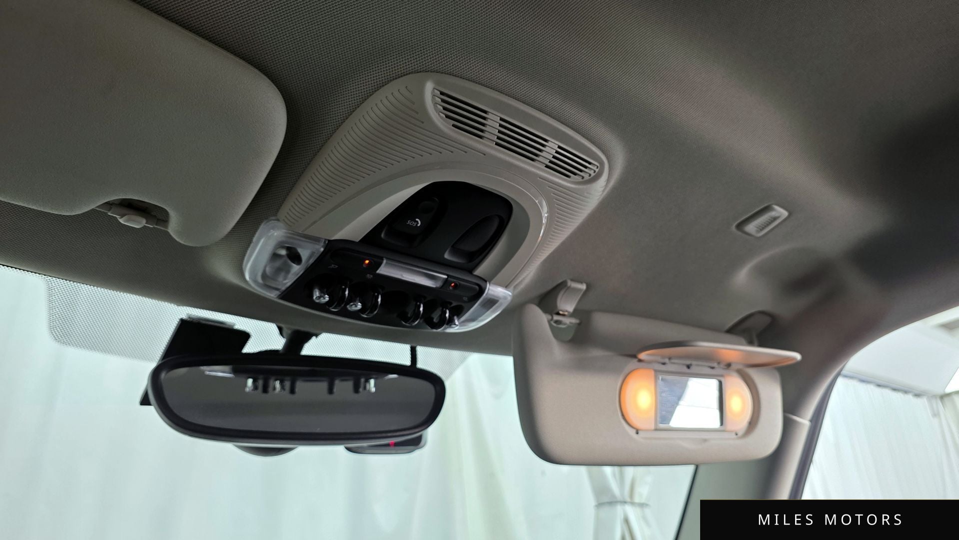 MINI 쿠퍼 2021 — миниатюра 17