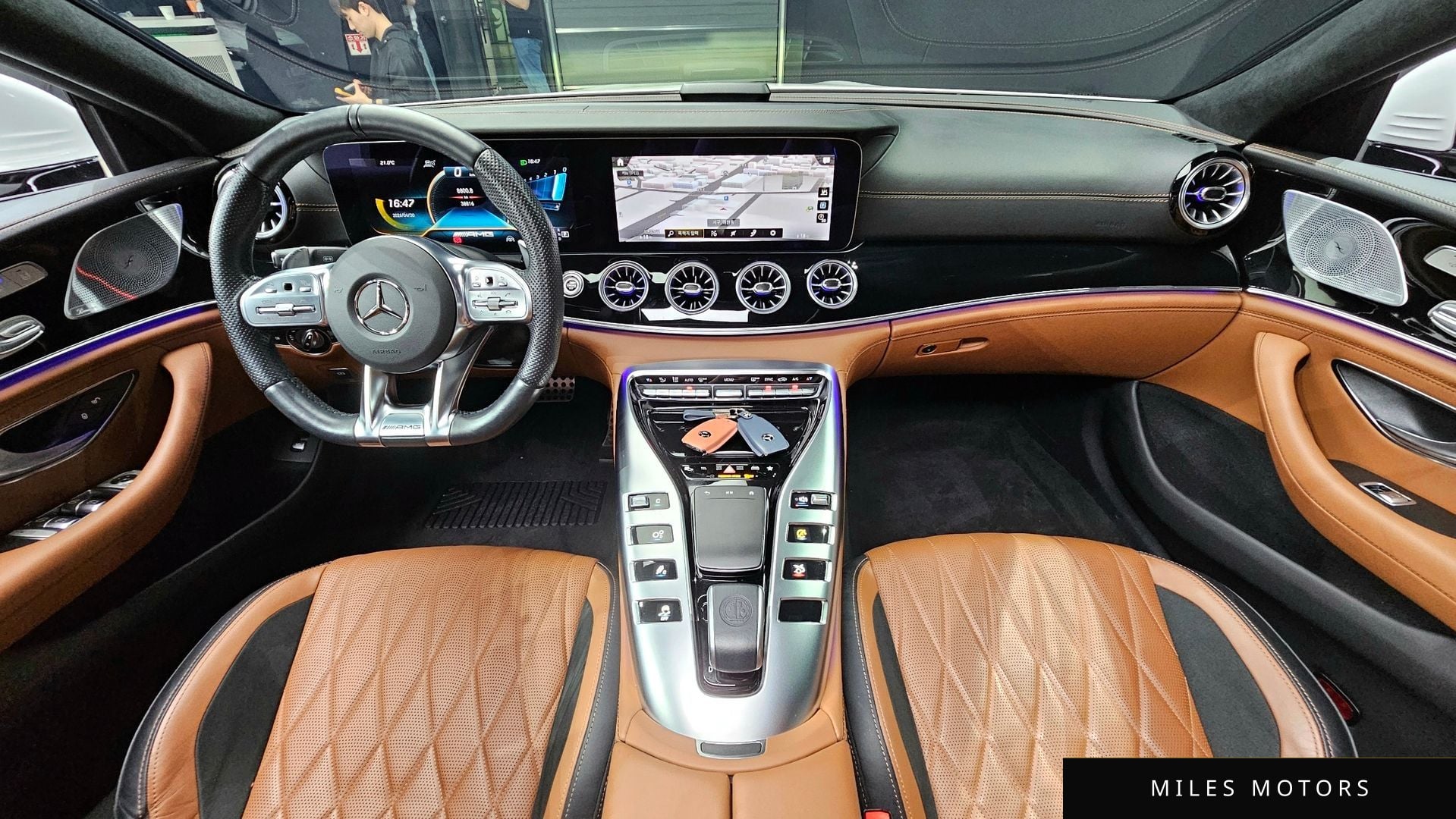 Mercedes-Benz AMG GT 2021 — миниатюра 7
