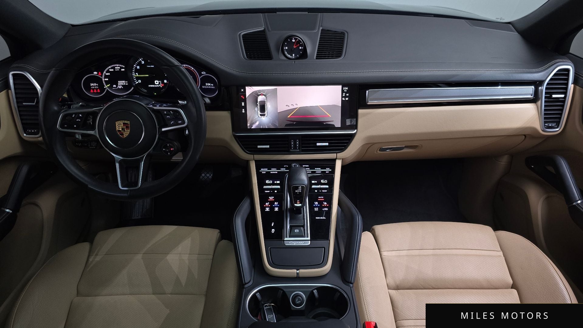 Porsche Cayenne 2023 — миниатюра 10