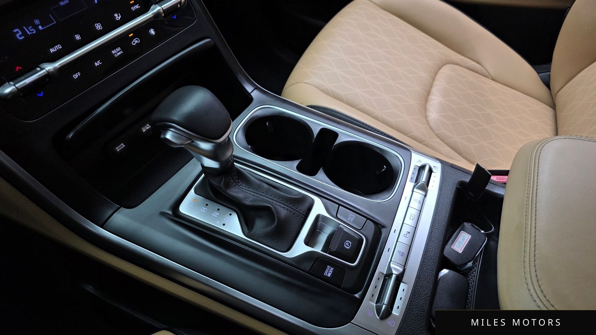 Kia Carnival 2023 — миниатюра 9
