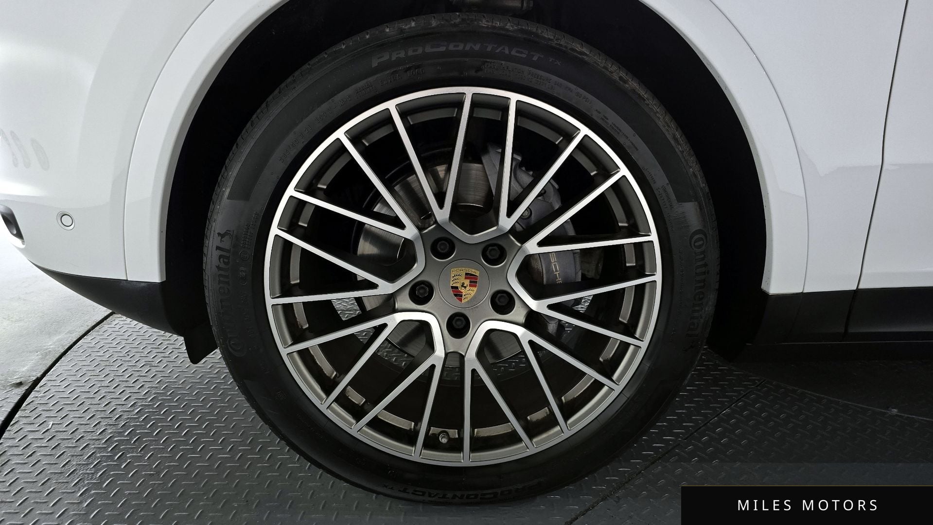 Porsche 카이엔 (PO536) 2022 — миниатюра 4