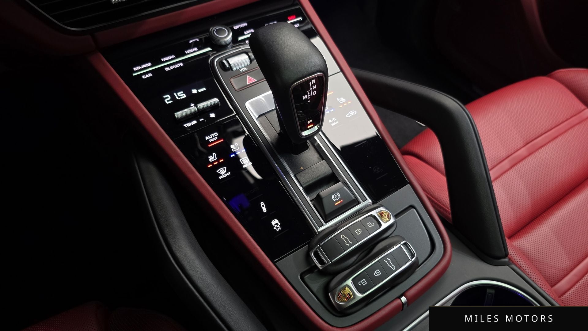 Porsche 카이엔 (PO536) 2022 — миниатюра 11