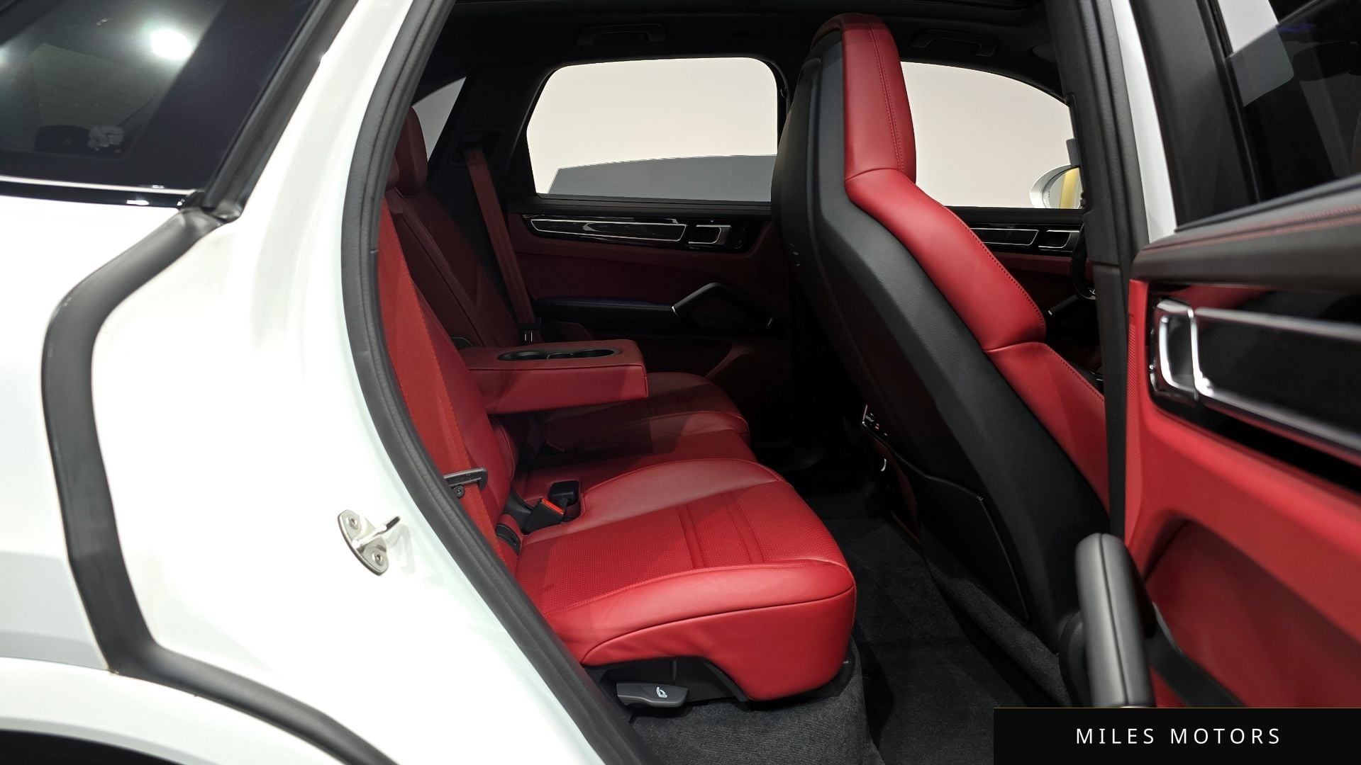 Porsche 카이엔 (PO536) 2022 — миниатюра 18