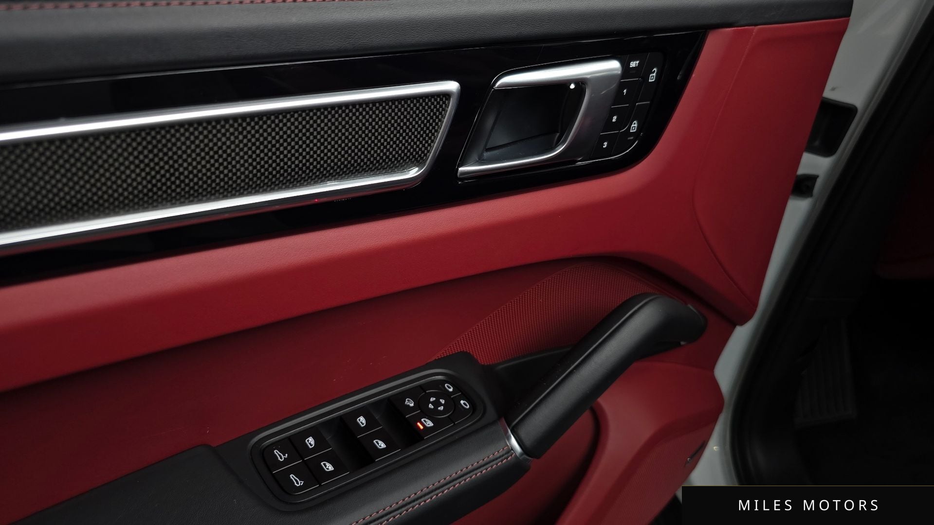 Porsche 카이엔 (PO536) 2022 — миниатюра 31