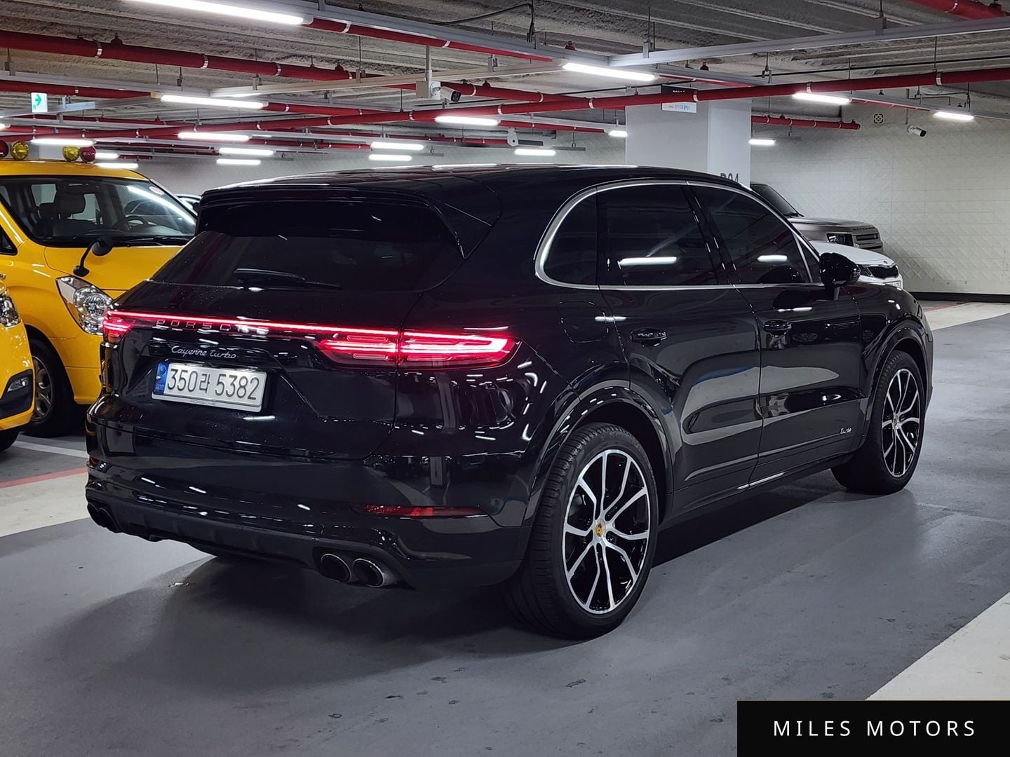 Porsche Cayenne 2021 — миниатюра 2