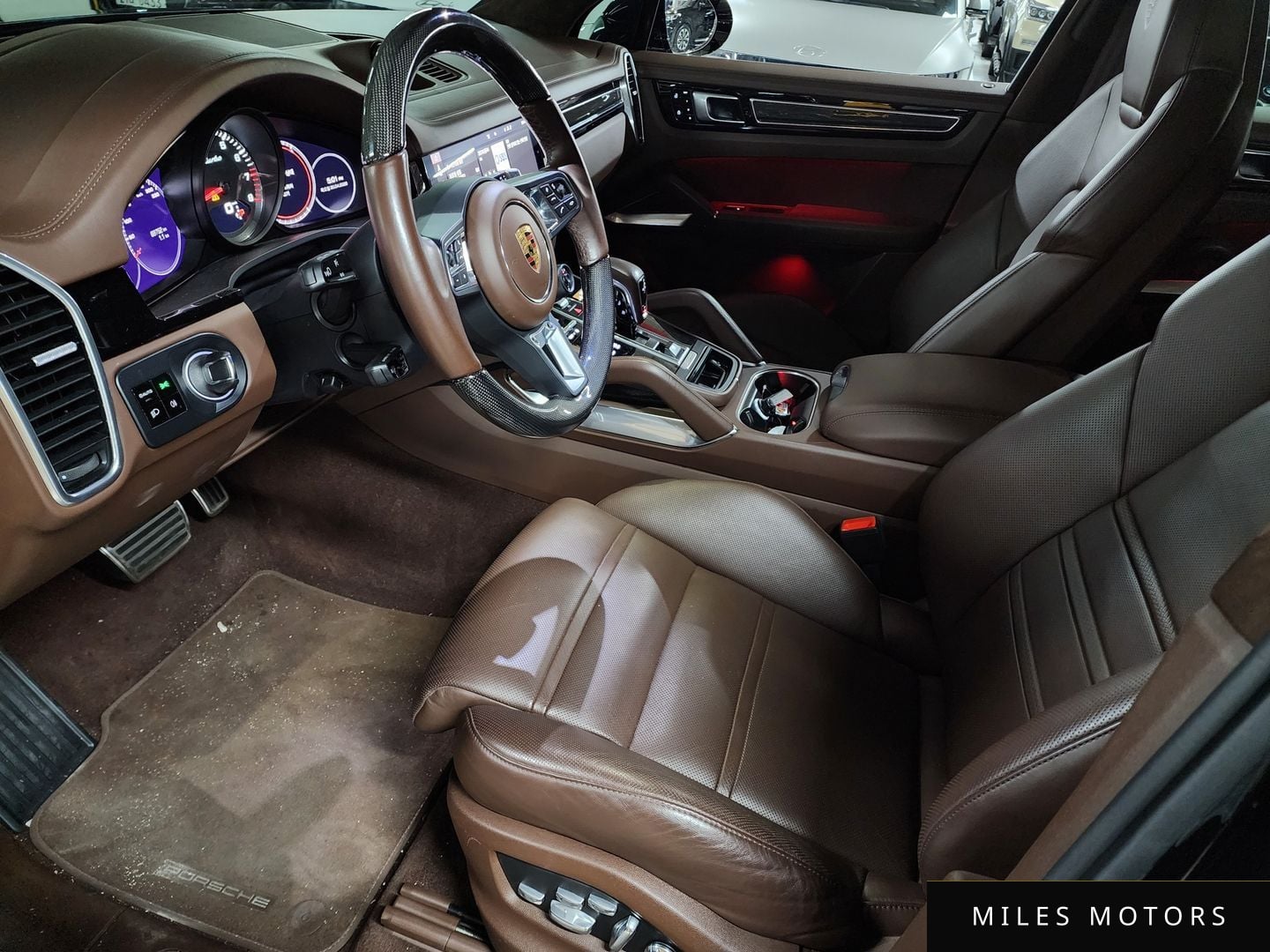 Porsche Cayenne 2021 — миниатюра 9