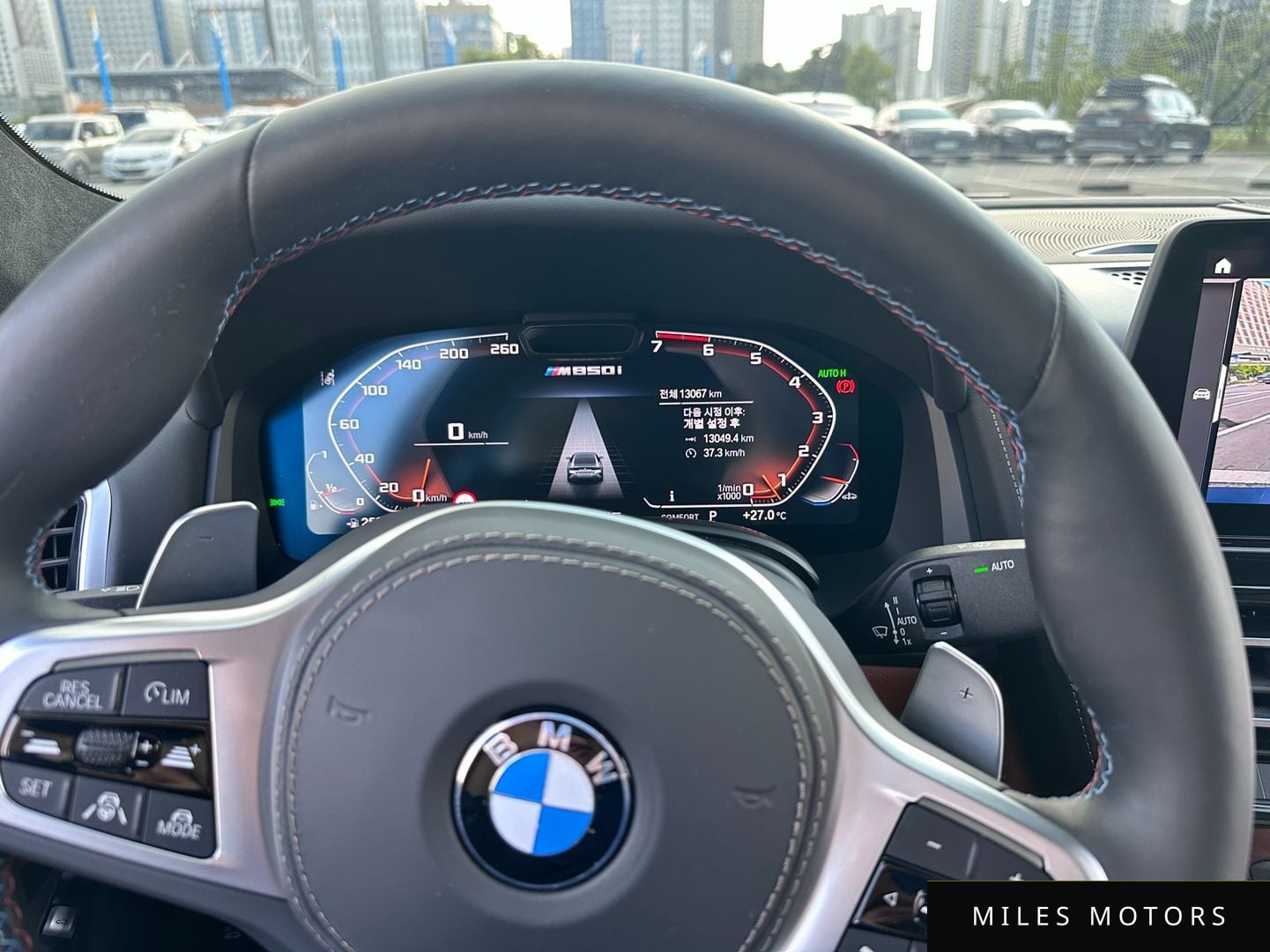 BMW 8 Series (G15) 2025 — миниатюра 11