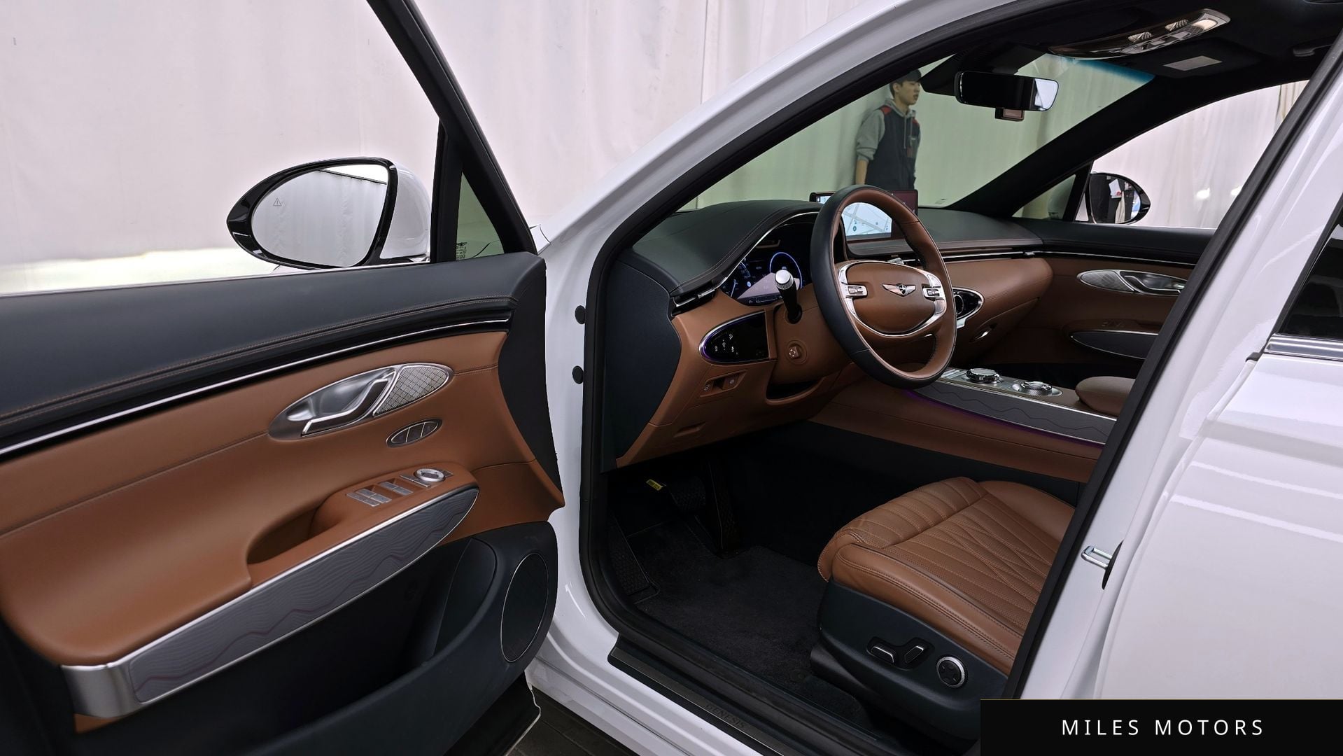 Genesis GV70 2024 — миниатюра 10