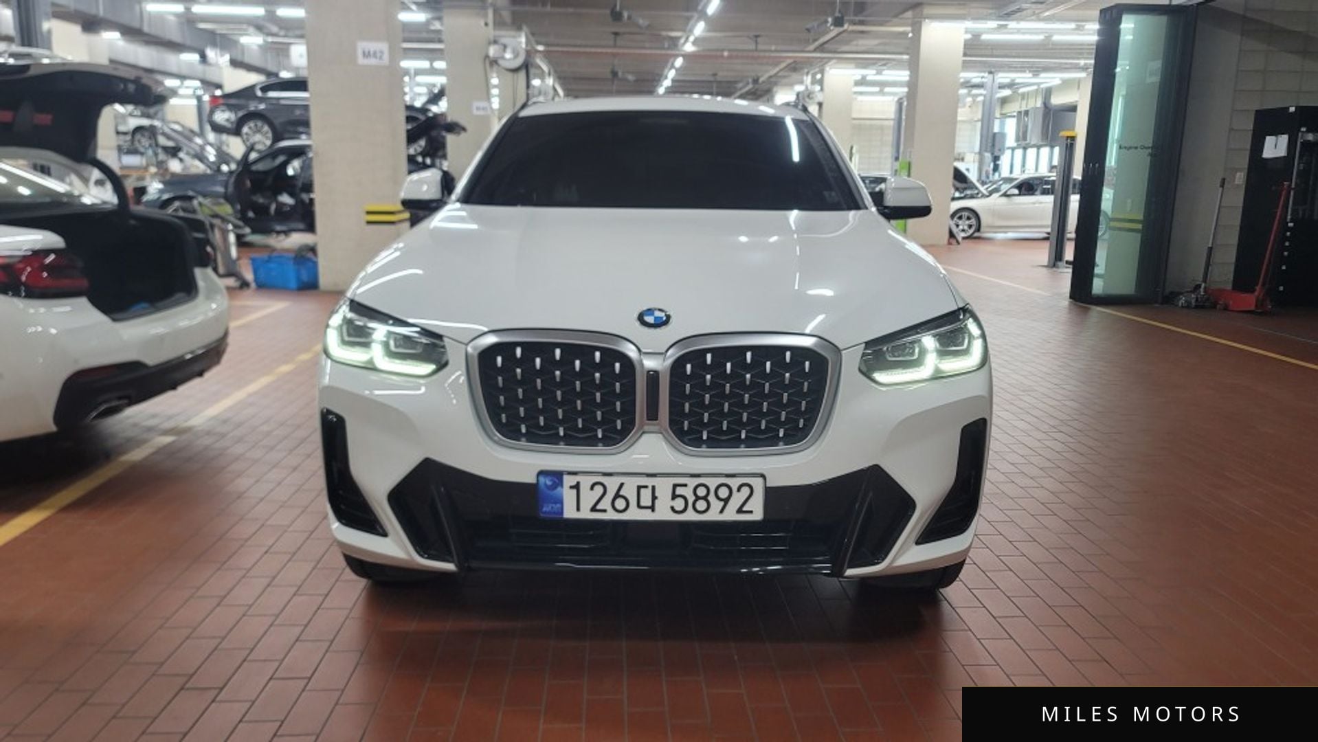 BMW X4 (G02) 2023 — миниатюра 3