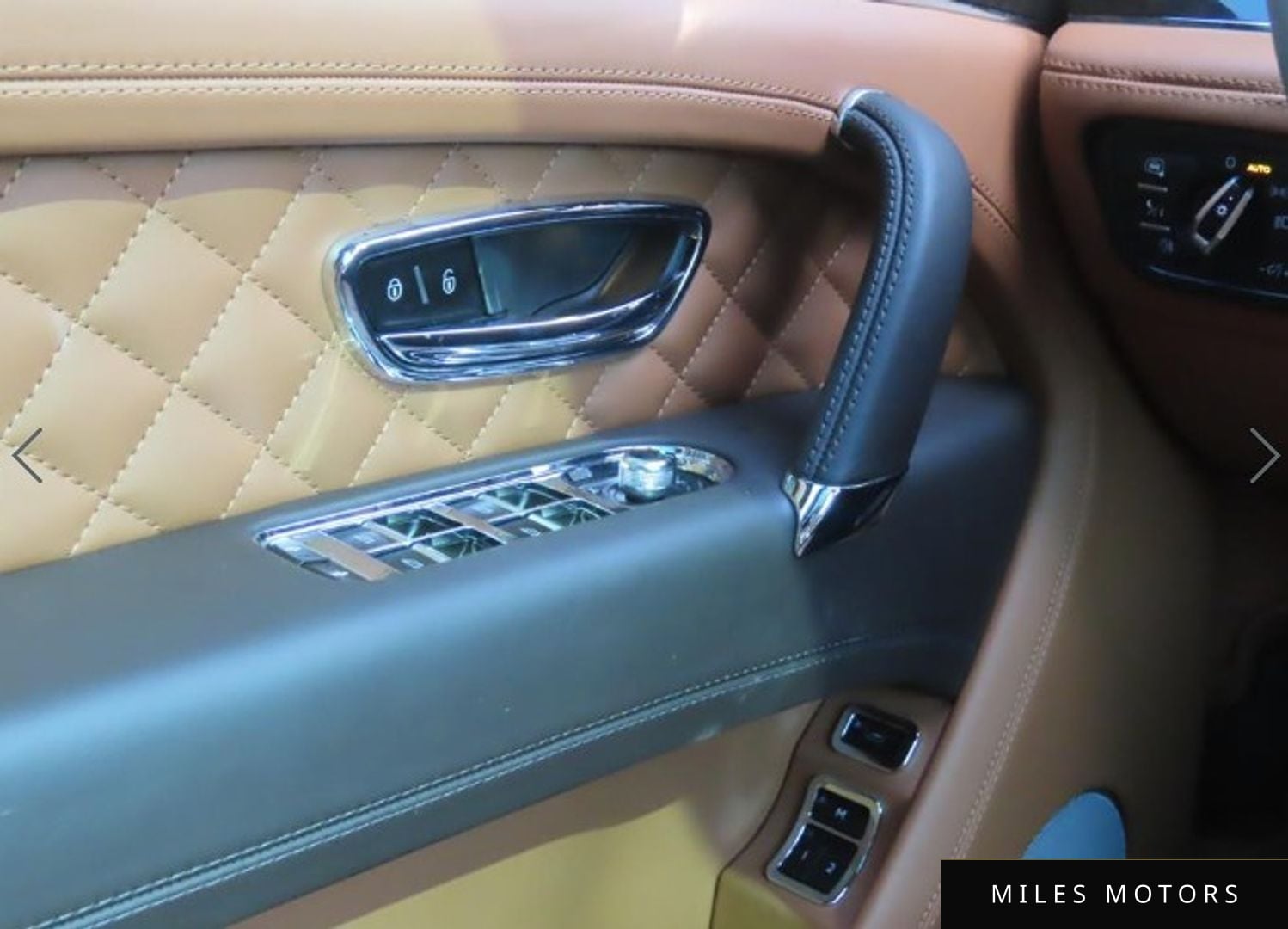 Bentley Bentayga 2017 — миниатюра 12