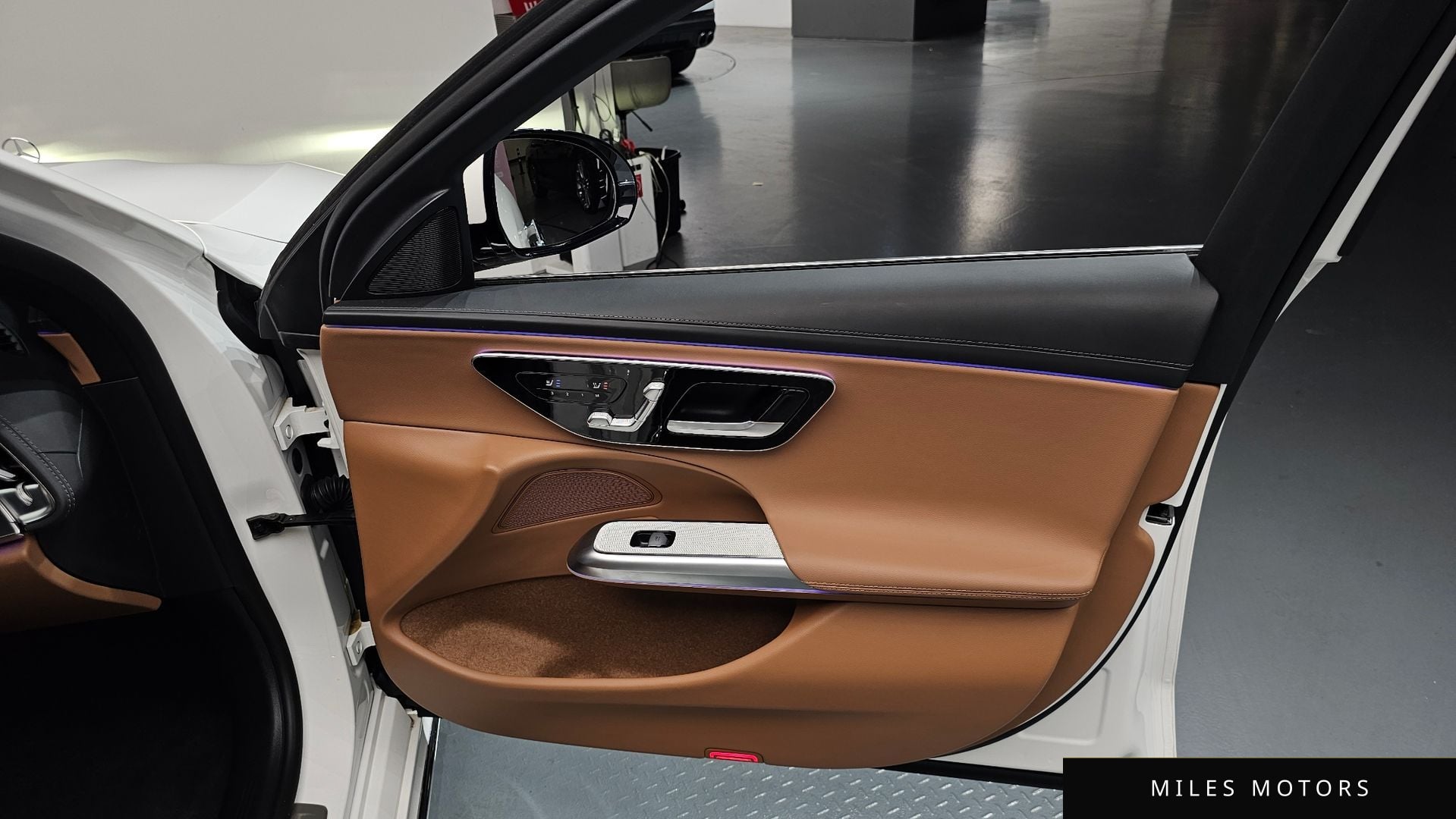 Mercedes-Benz E-Class W214 2024 — миниатюра 13
