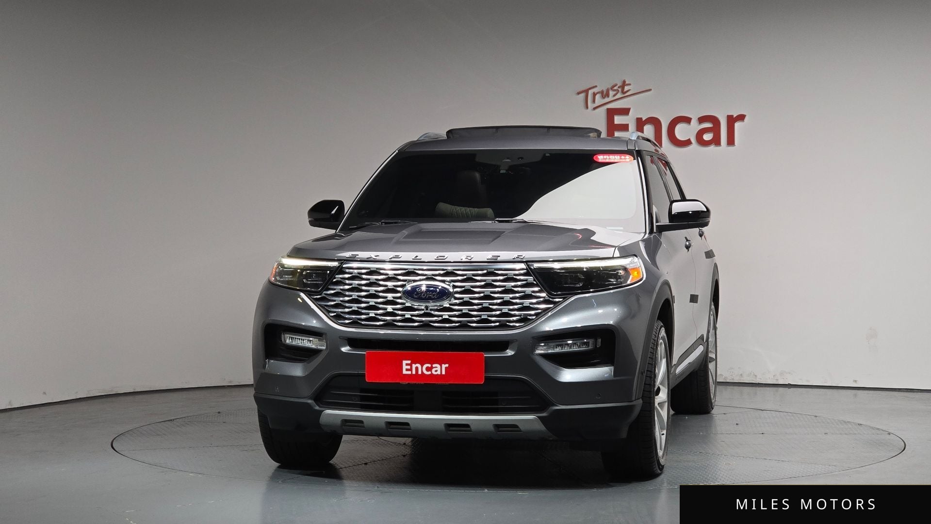 Ford Explorer 2021 — миниатюра 2