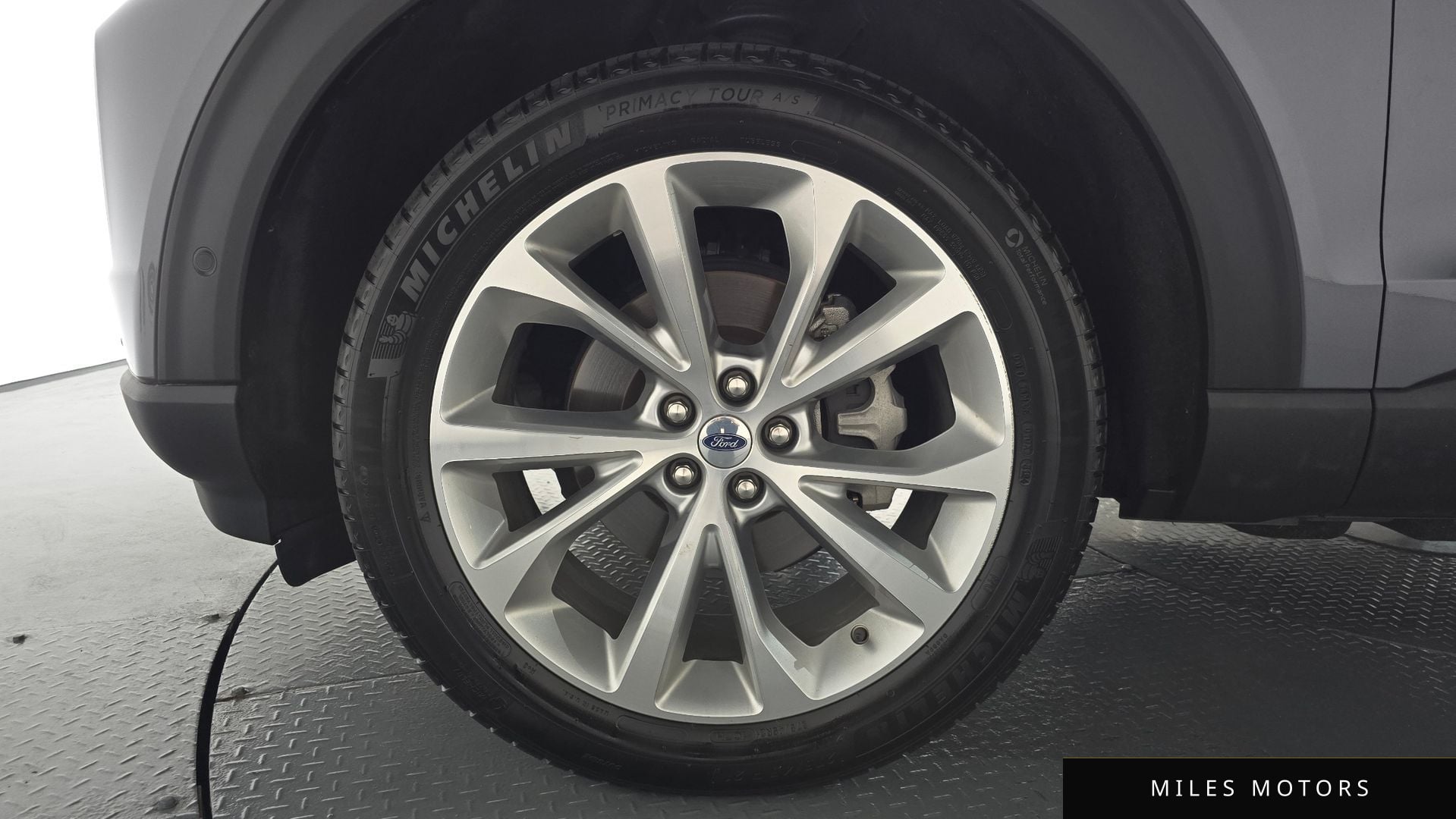 Ford Explorer 2021 — миниатюра 4